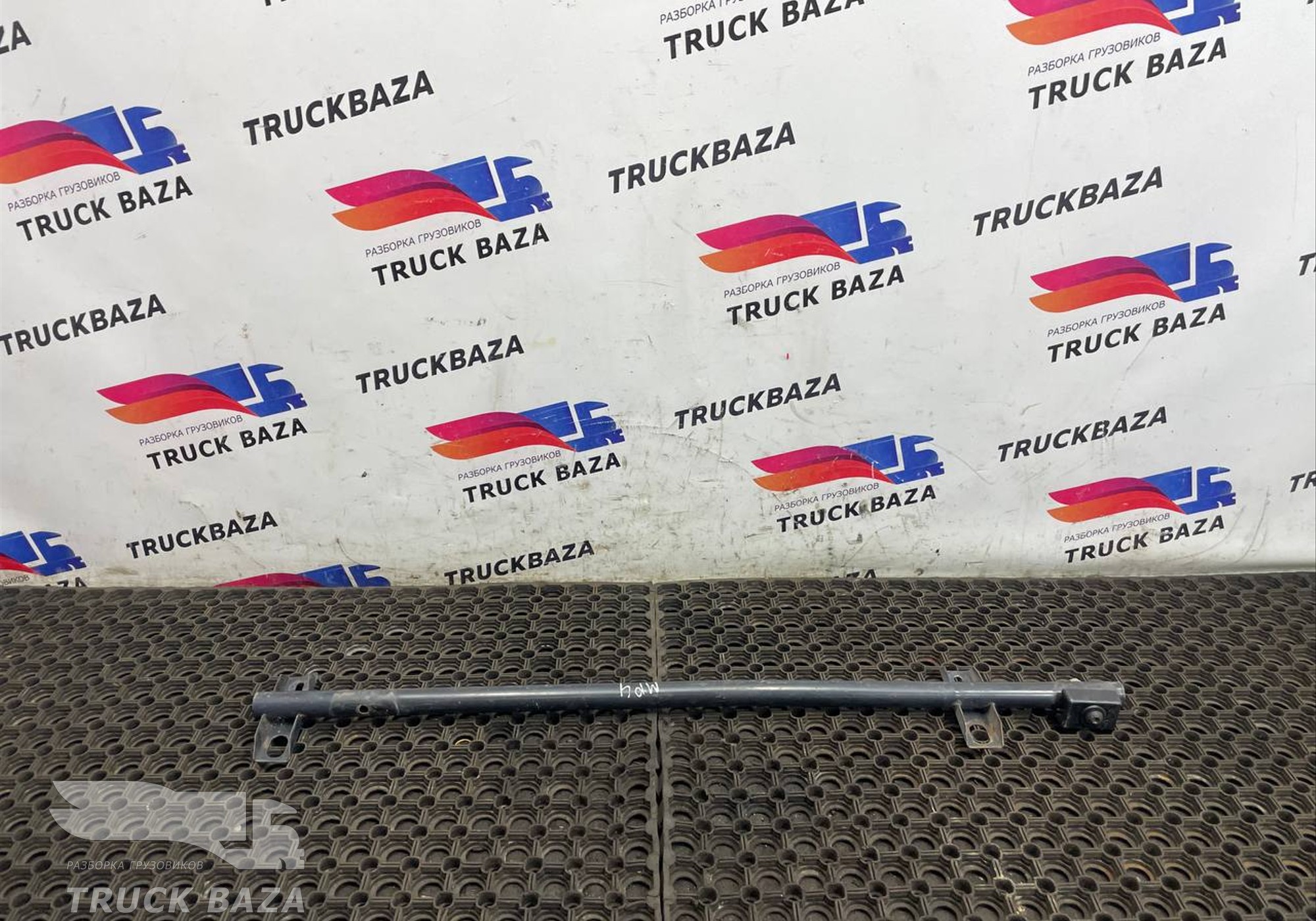 9607904304 Кронштейн спойлера кабины правый для Mercedes-Benz Actros New Actros MP4 (с 2011)