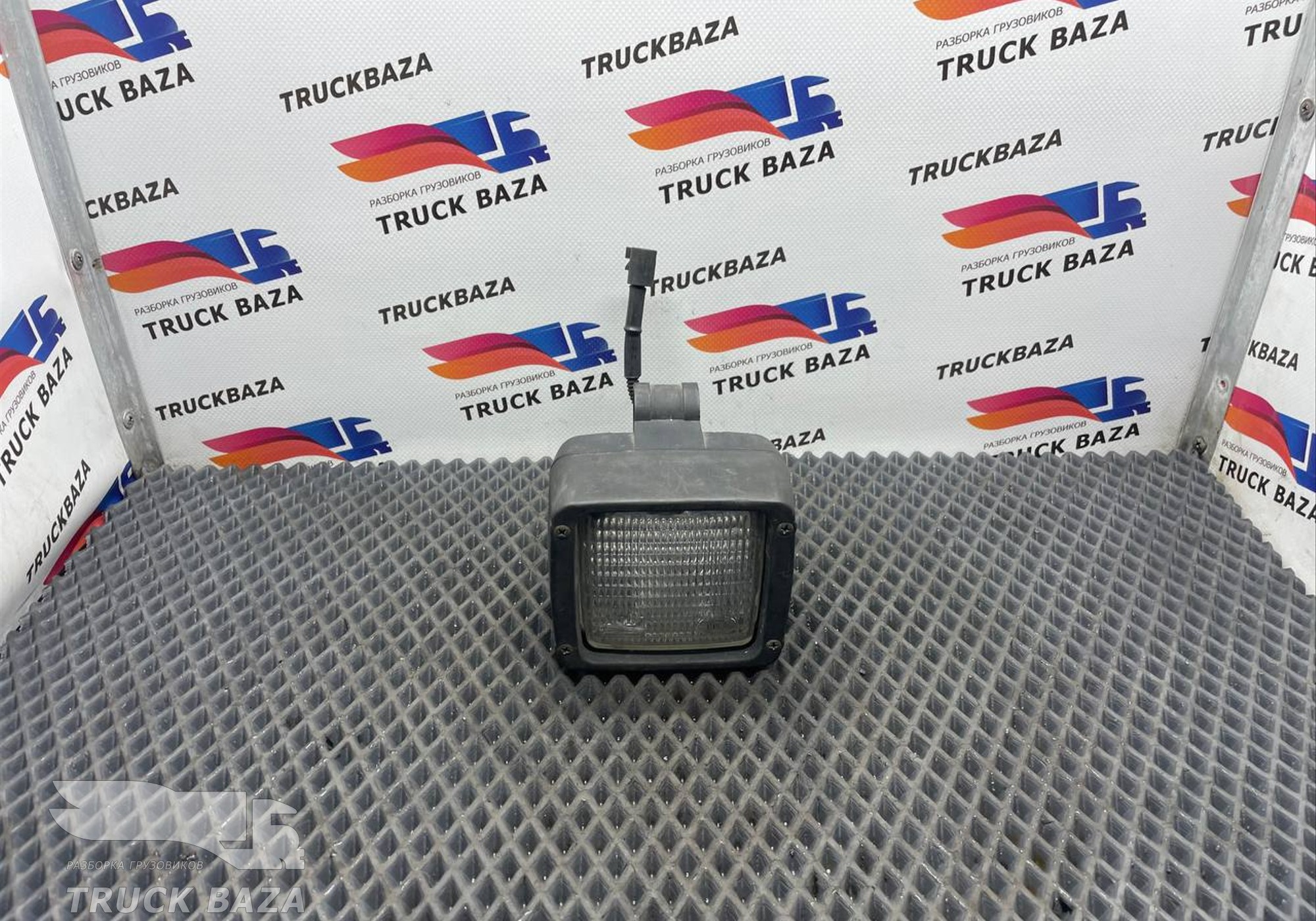 81251036068 Фара за кабину для Man TGA (с 2000 по 2007)