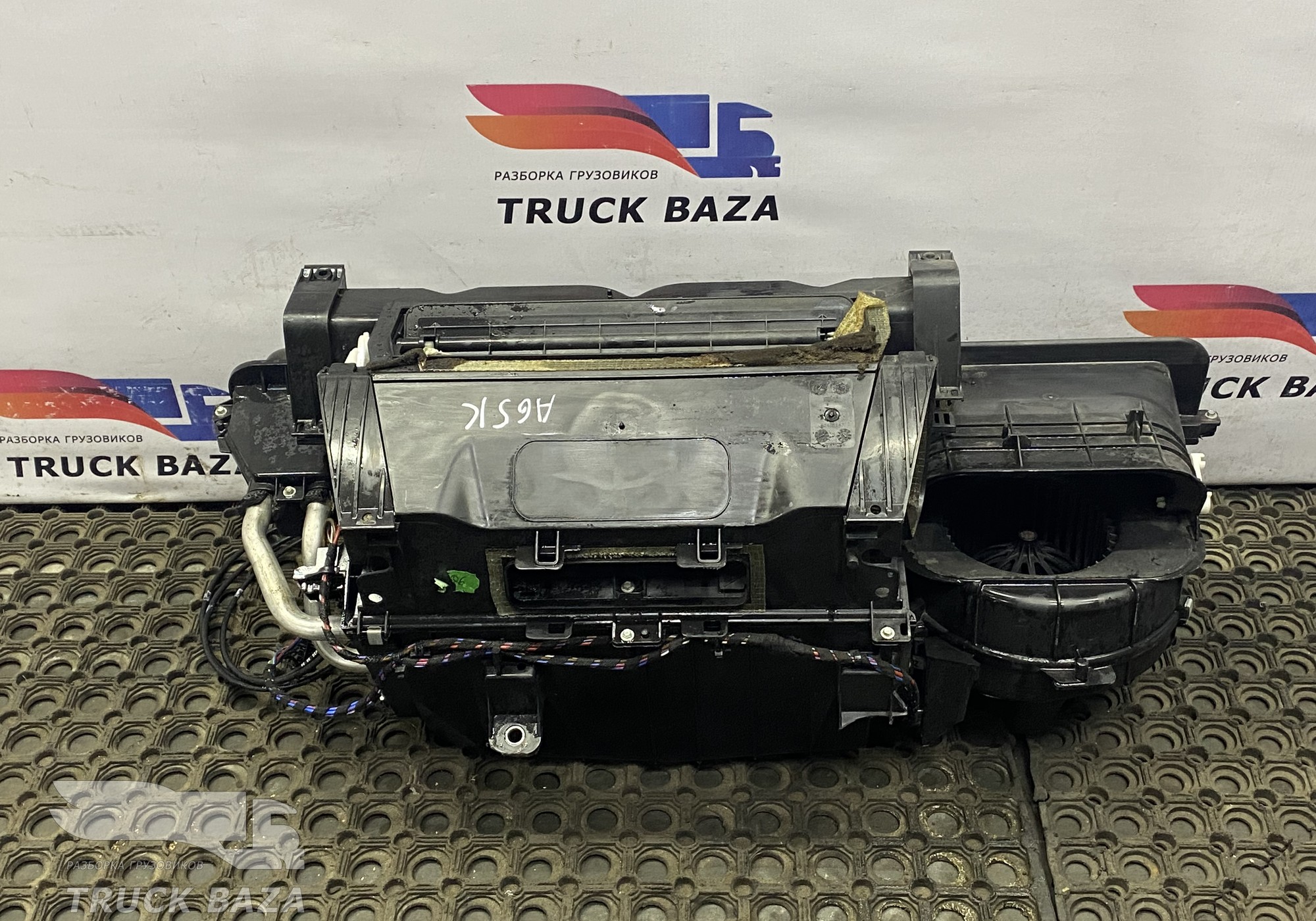 52404150 Печка в сборе для Mercedes-Benz Axor II (с 2004 по 2010)