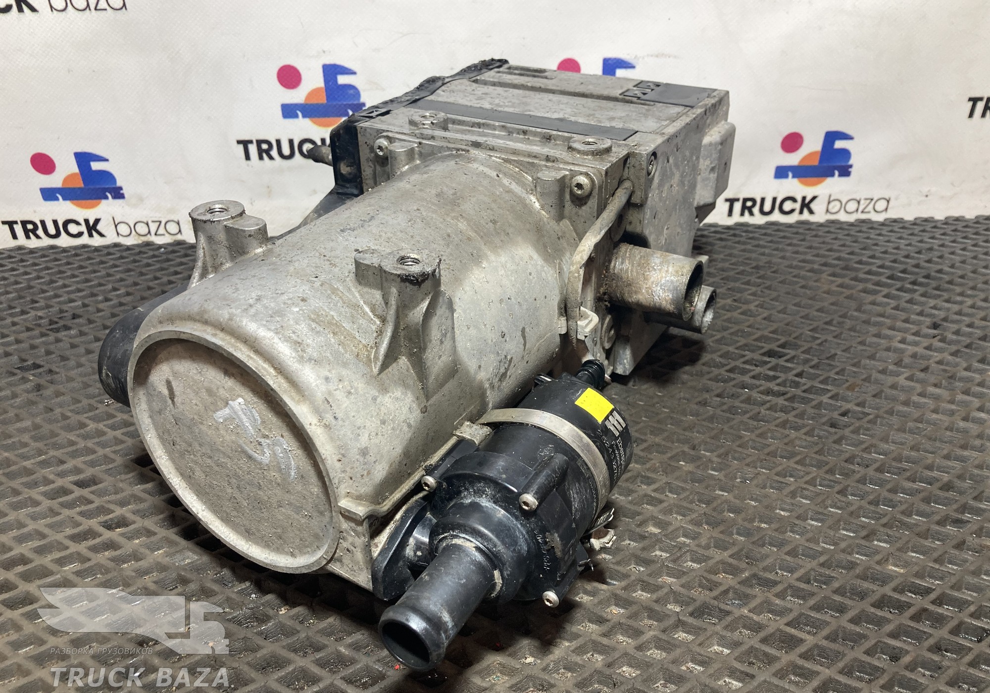 122R000215 Предпусковой подогреватель для Ford F-MAX (с 2018)
