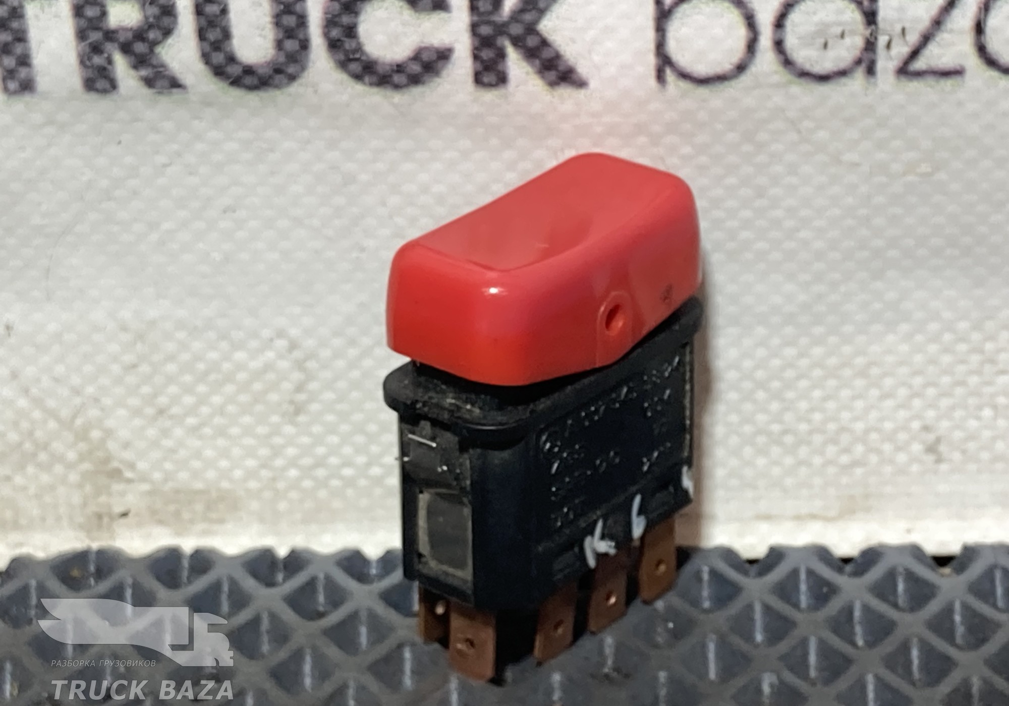 0075453824 Кнопка аварийной сигнализации