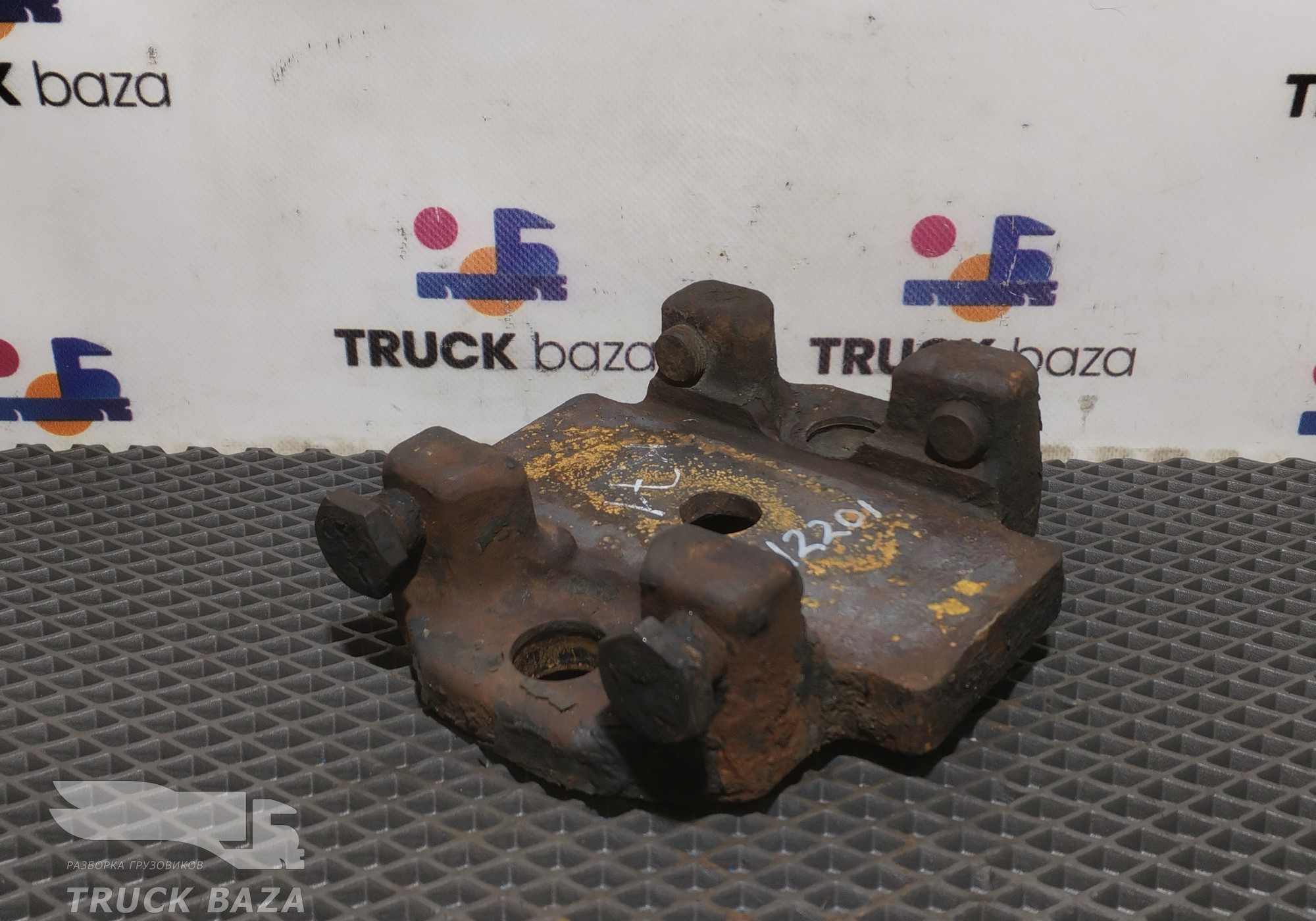 5010630038 Проставка рессоры для Volvo
