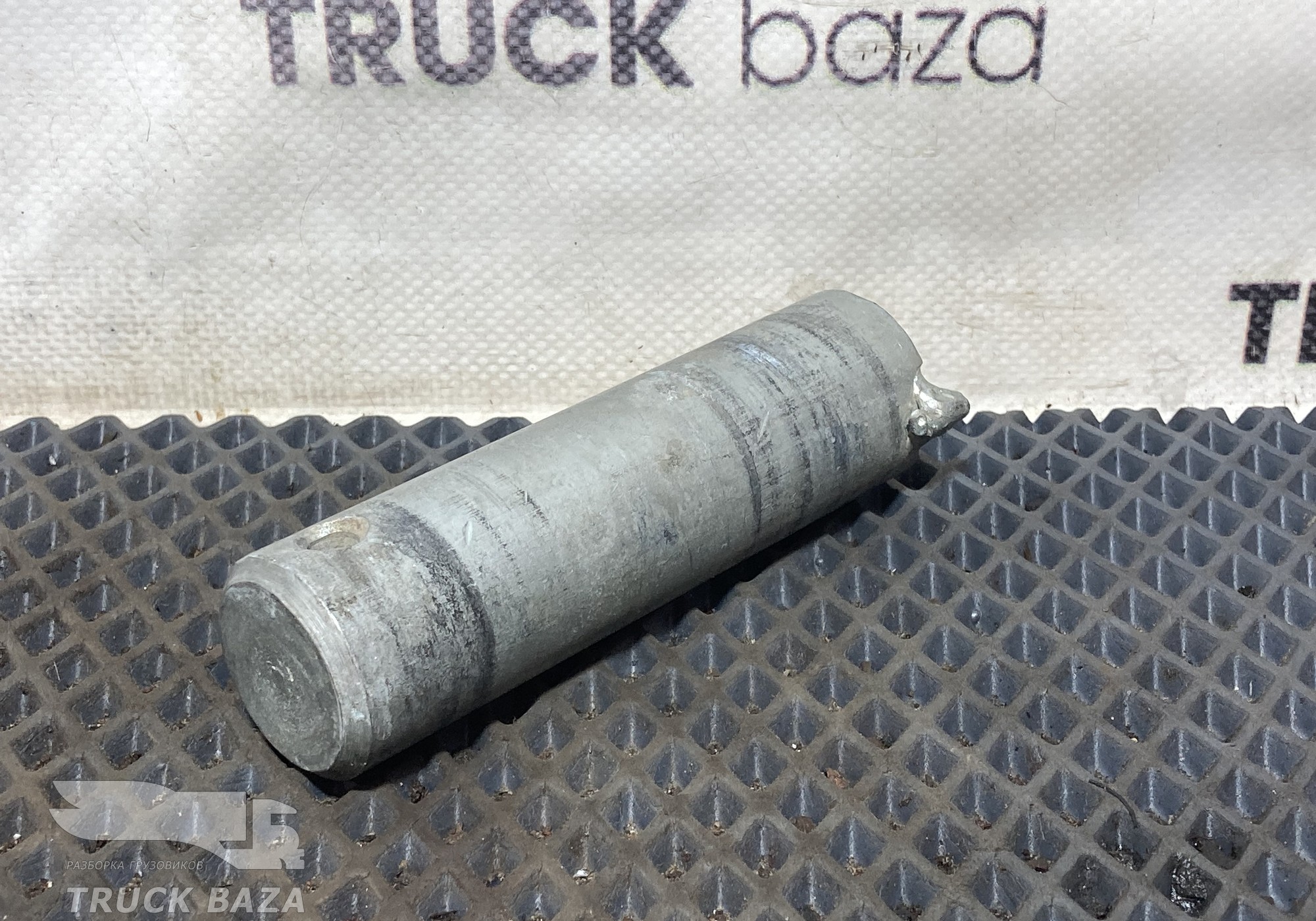 54902806117 Палец буксировочный