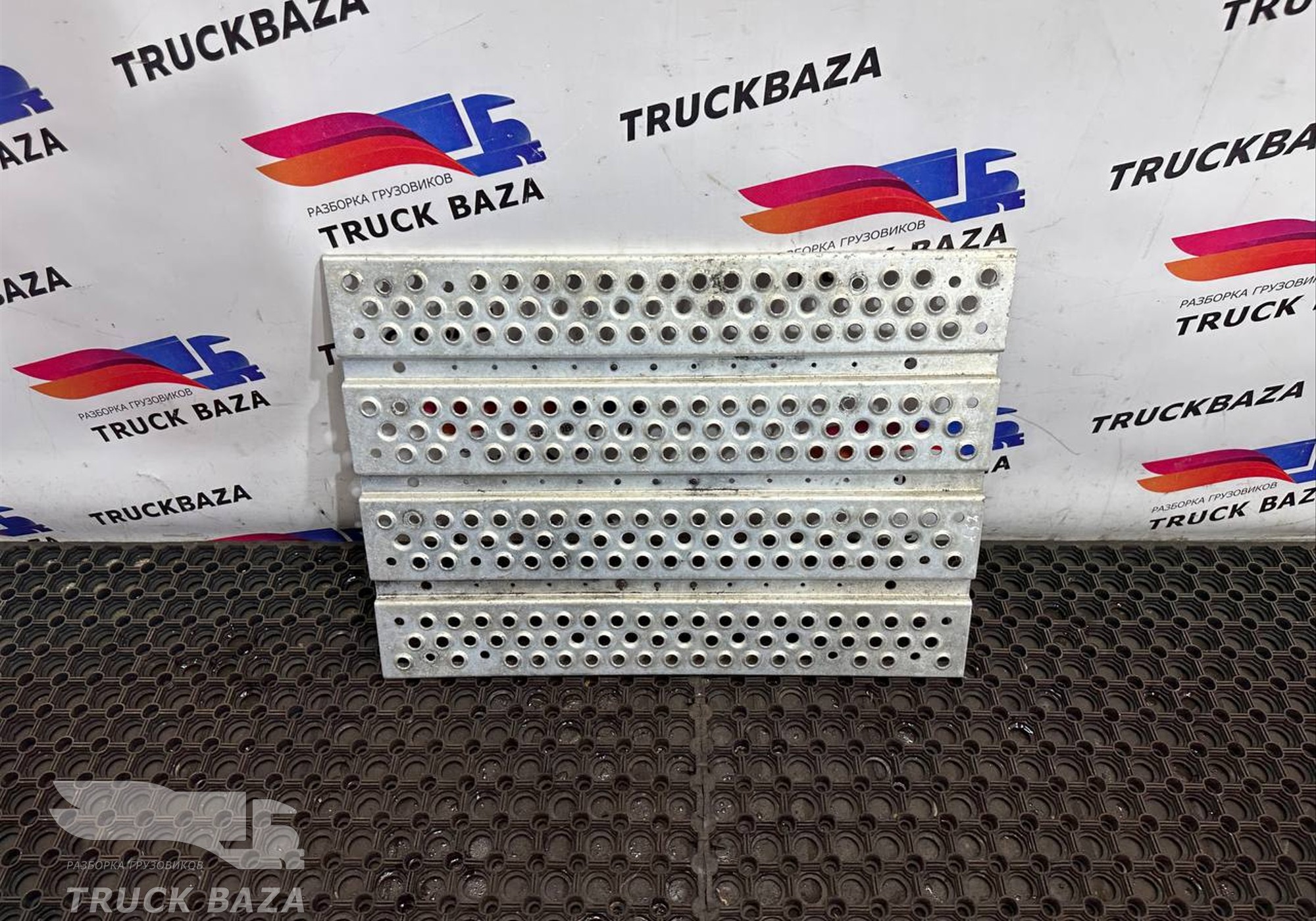 9605235801 Трап на раму для Mercedes-Benz Actros New Actros MP4 (с 2011)