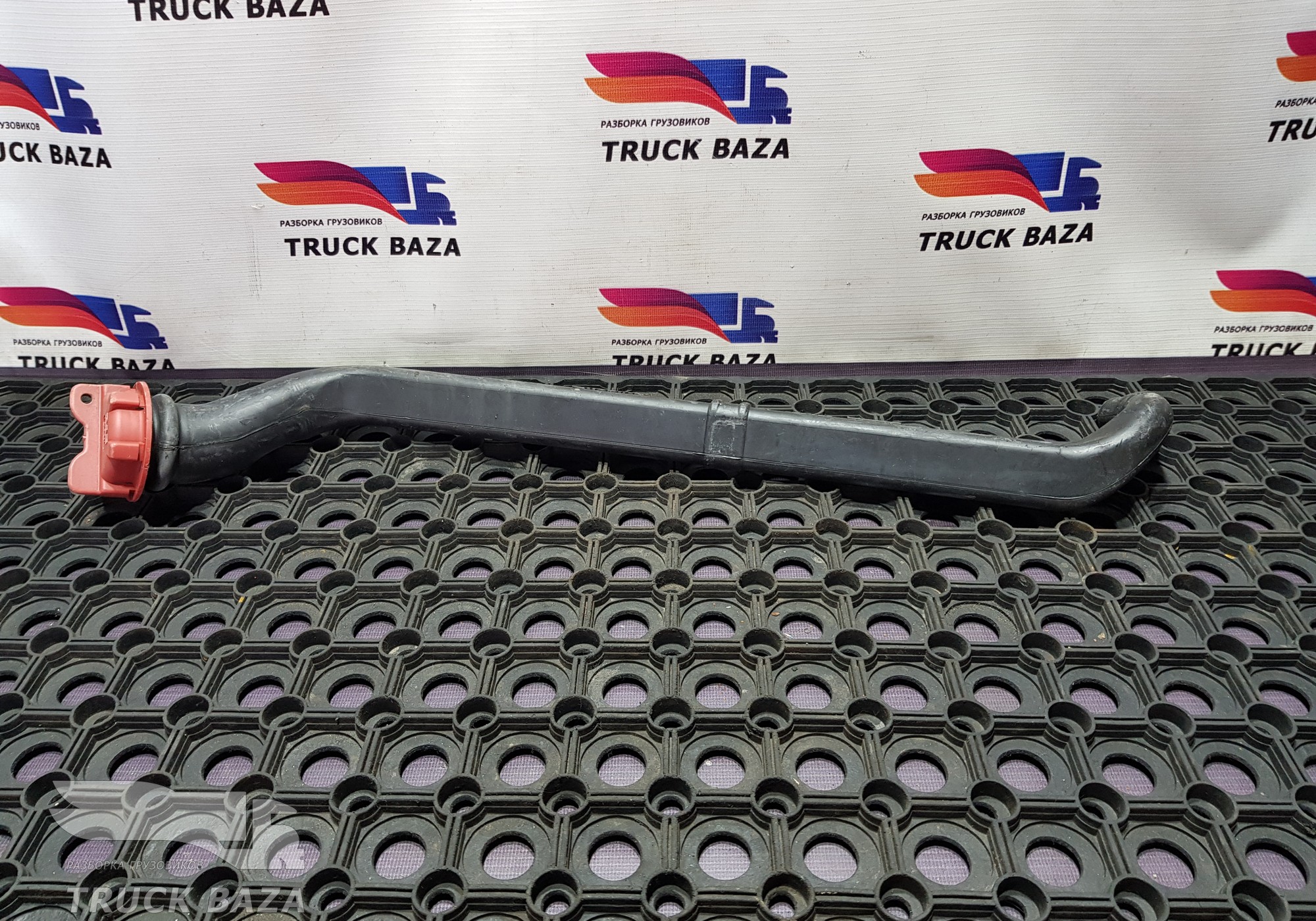1371323 Горловина маслозаливная для Daf CF II (с 2006 по 2013)