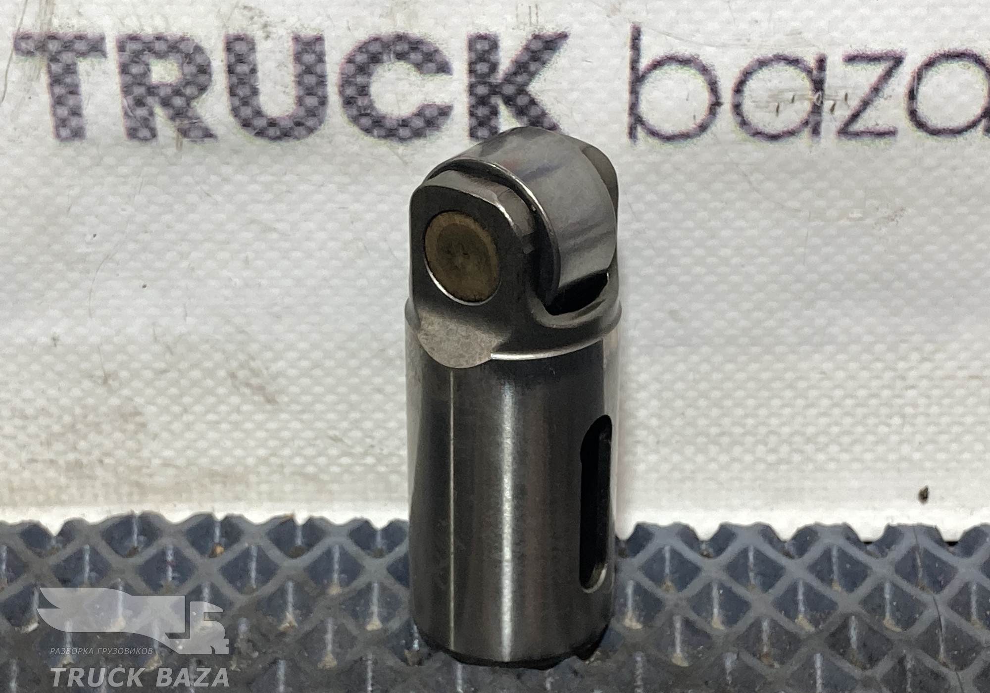 1645642 Толкатель впускного клапана