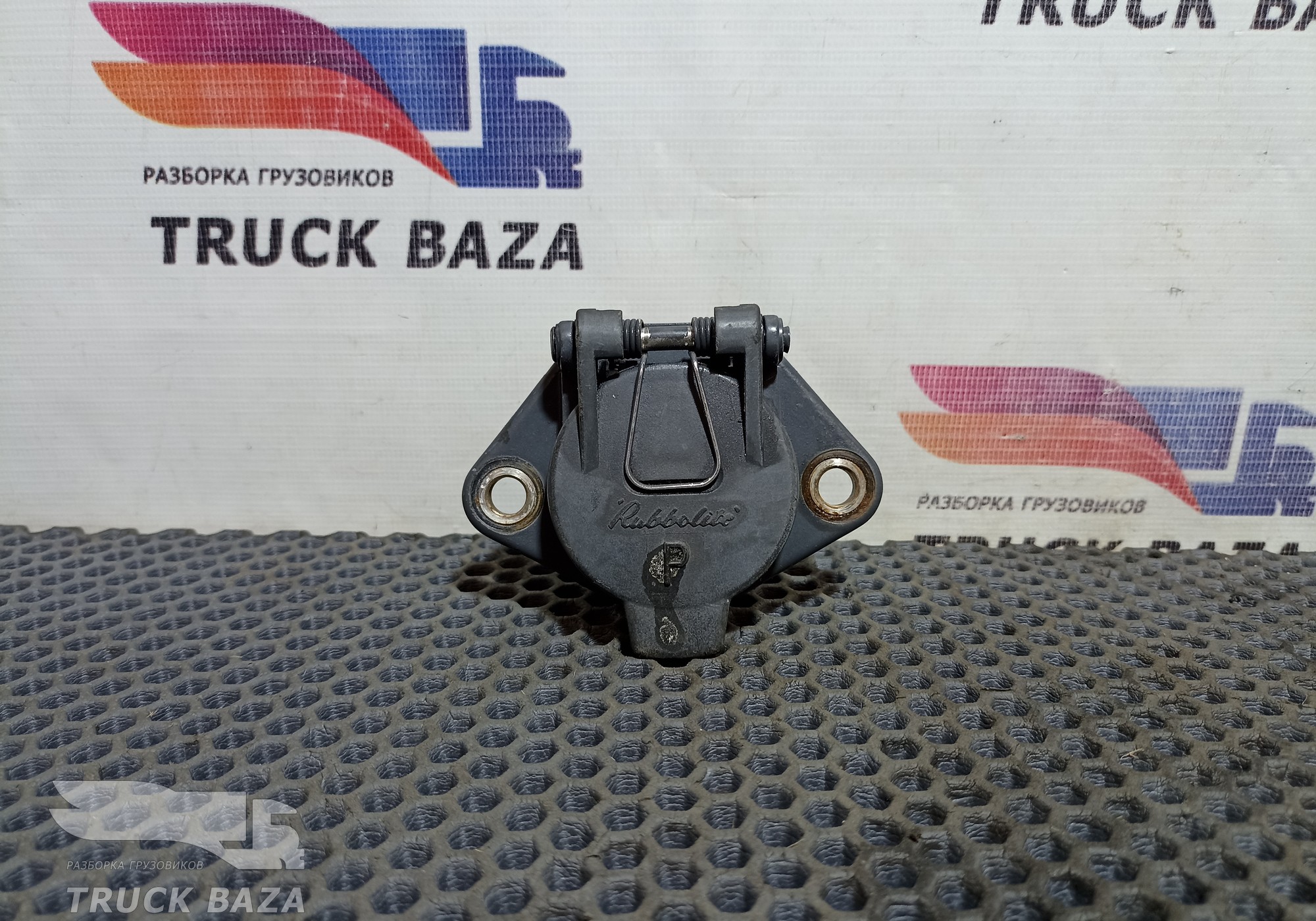 81254326042 Корпус розетки для Volvo FH 3 (с 2008 по 2012)