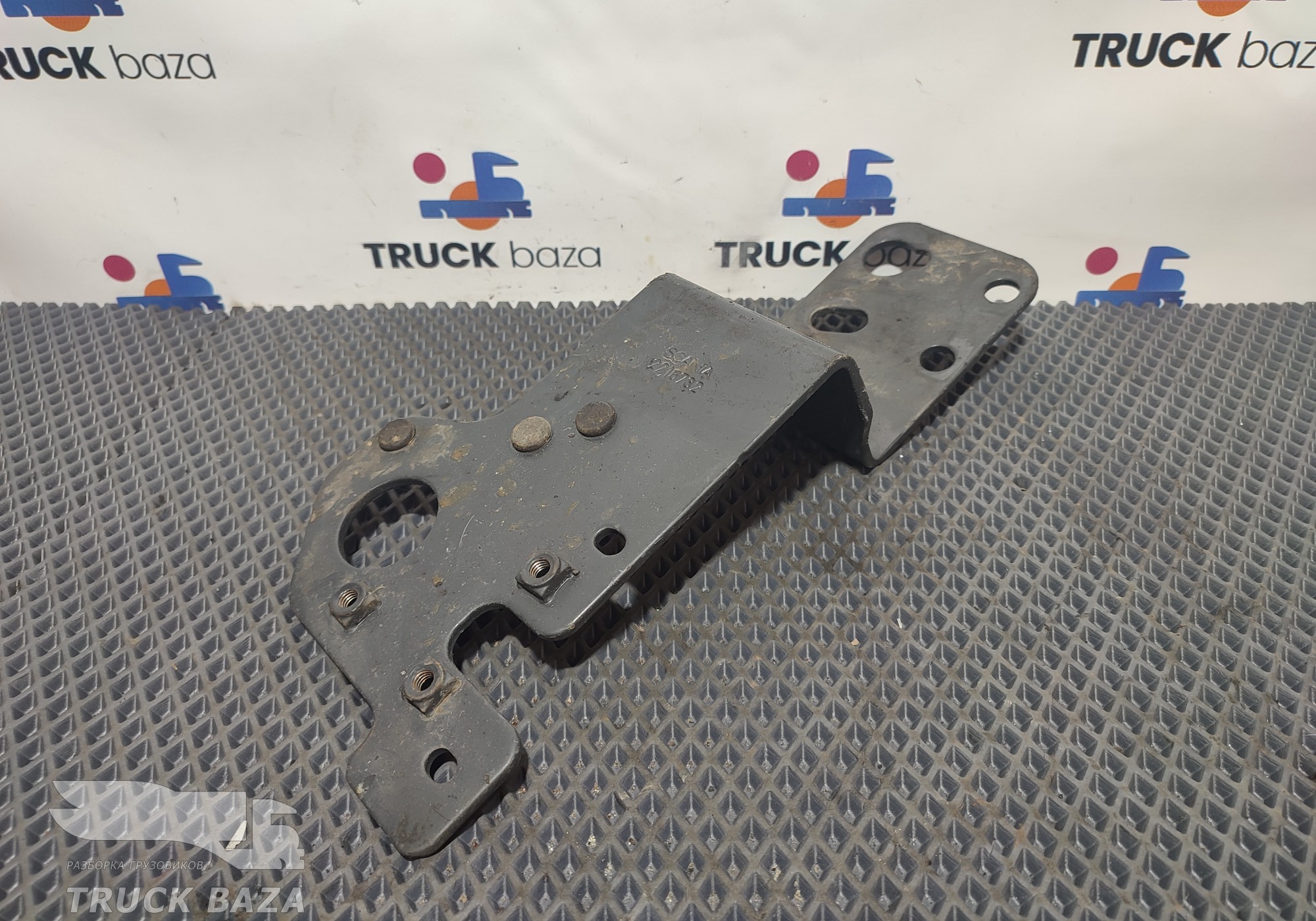 2216732 Кронштейн модулятора EBS для Scania 4-series R (с 1995 по 2007)