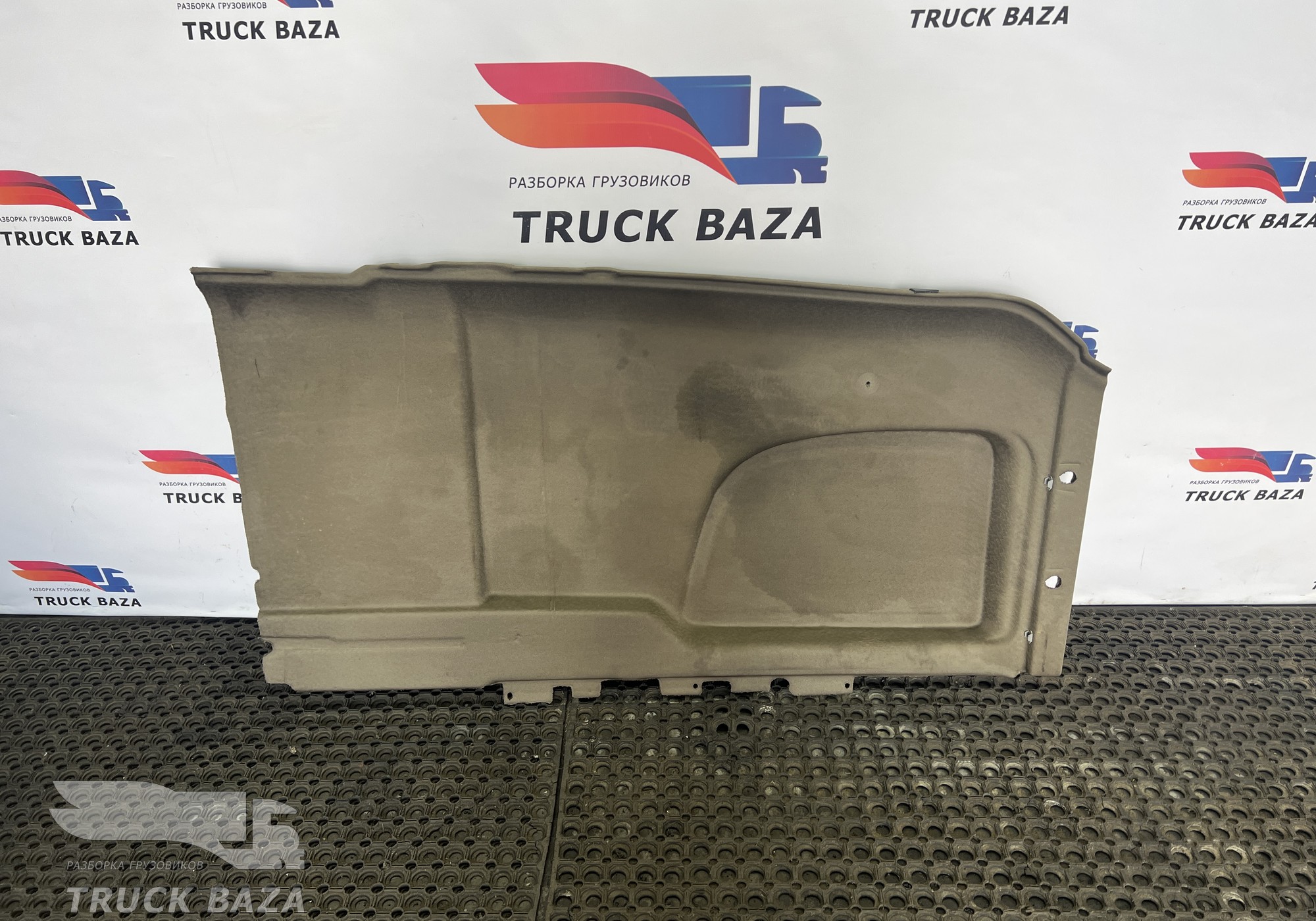 2087365 Обшивка салона