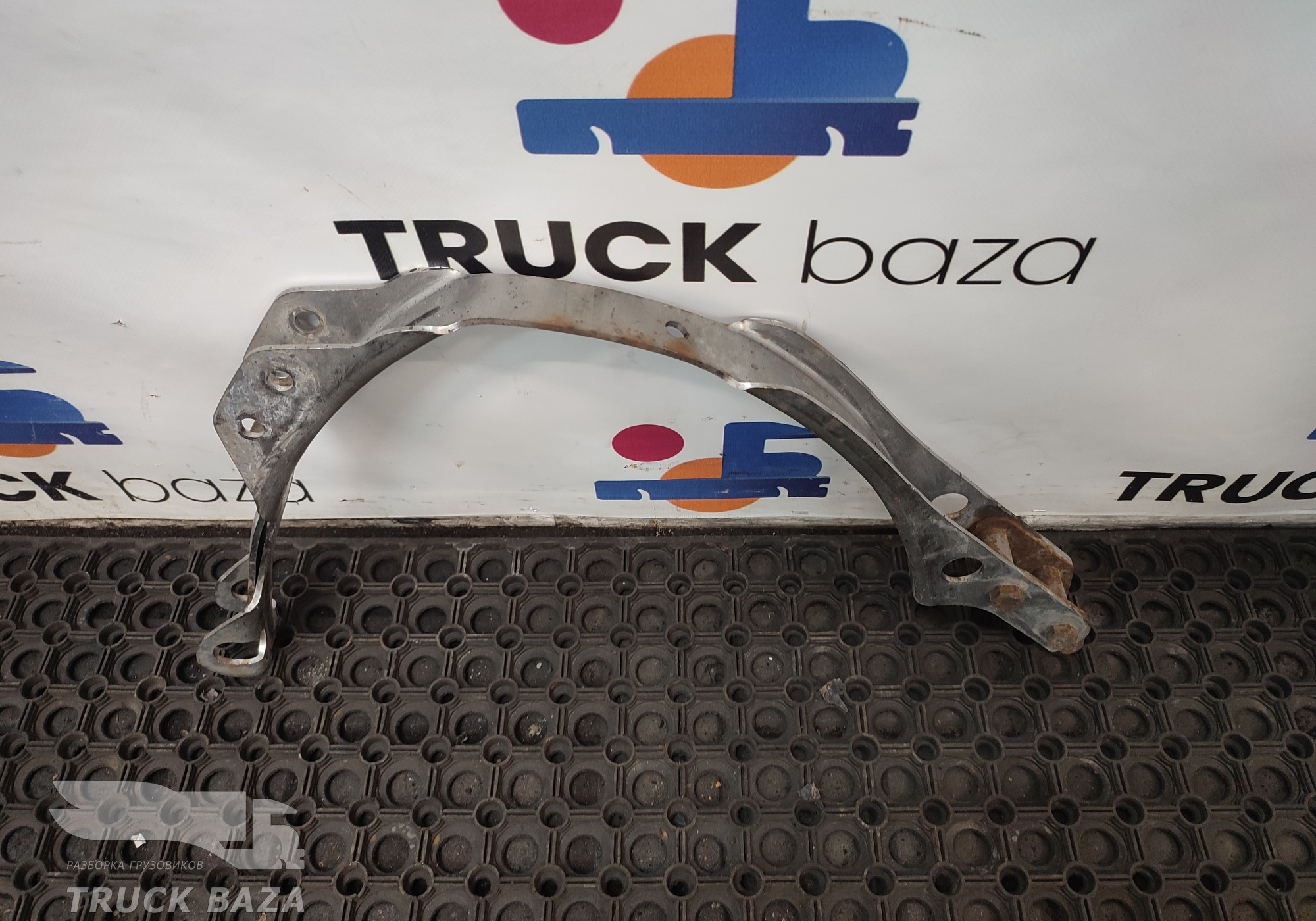 2273998 Хомут глушителя