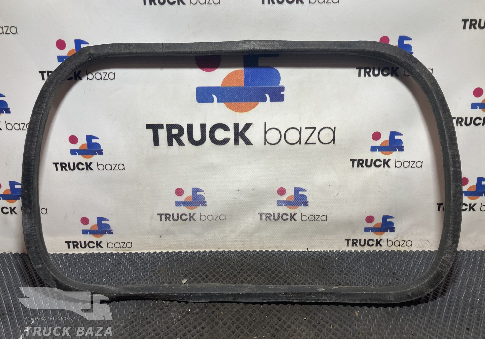 7484506661 Уплотнитель инструментального ящика для Renault T (с 2013)