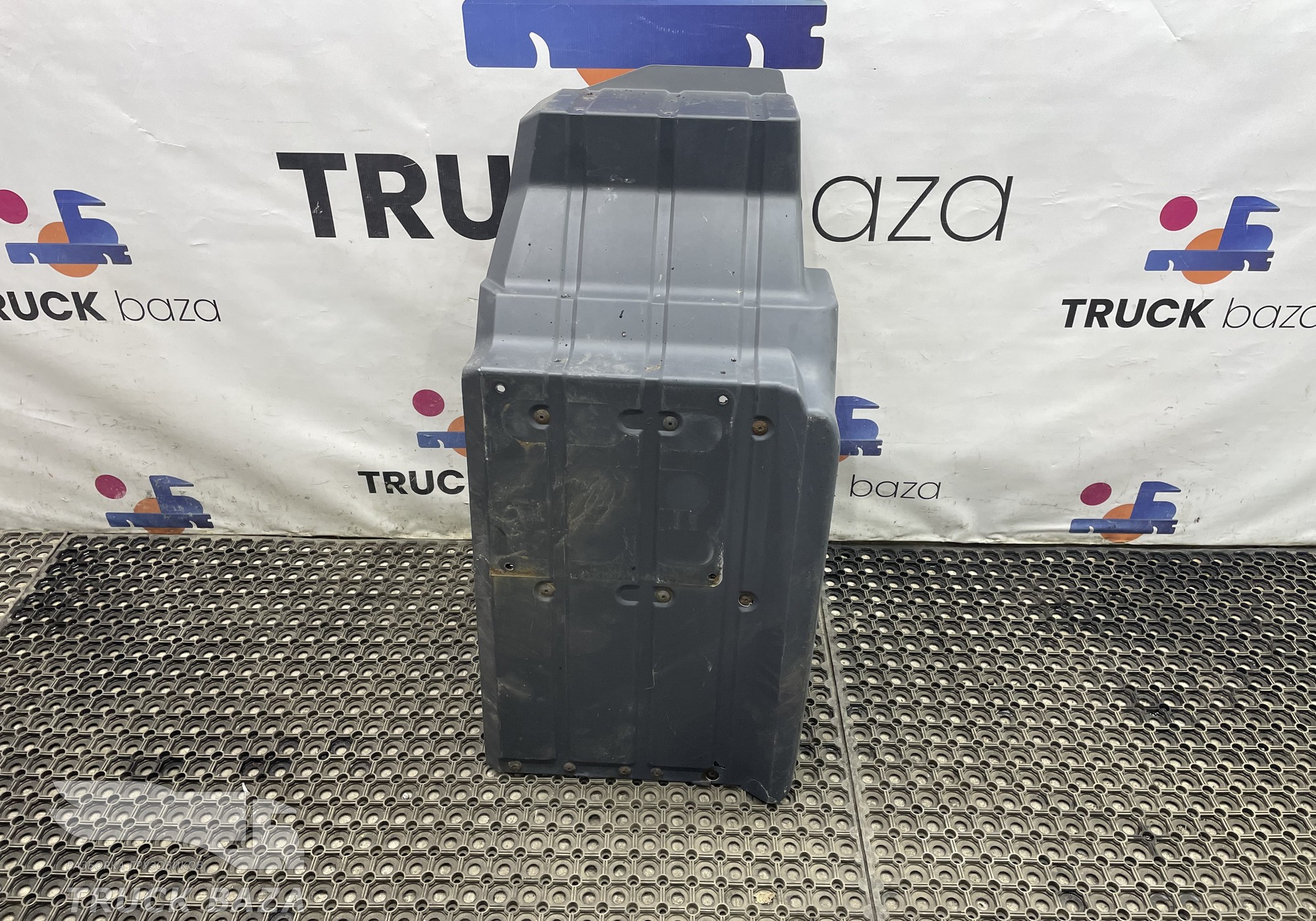 81664100360 Крыло переднее правое для Man TGS I (с 2007)