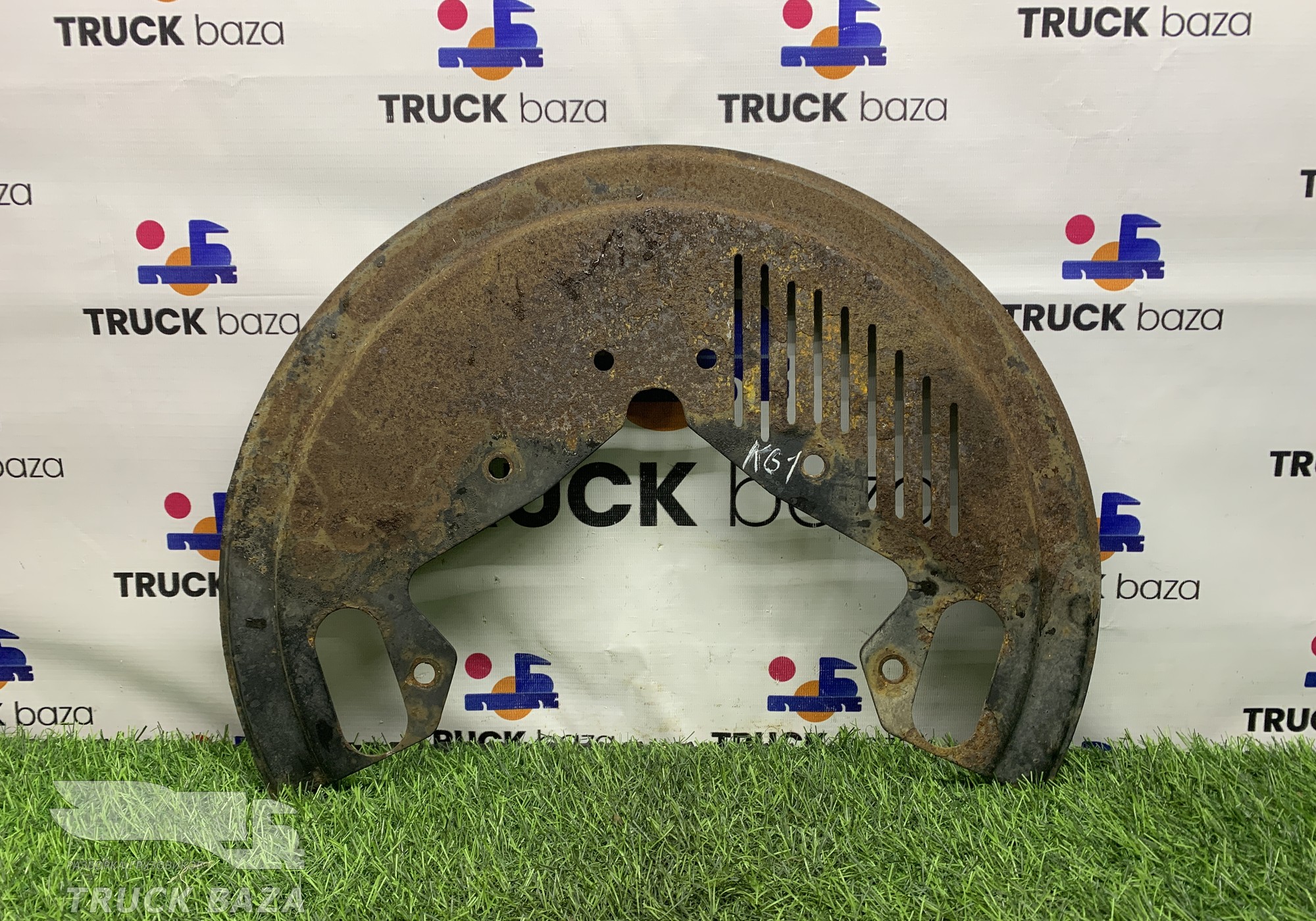 A9444230720 Пыльник тормозного диска левый