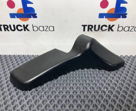 0008113007 Накладка зеркала правого для КАМАЗ 54901