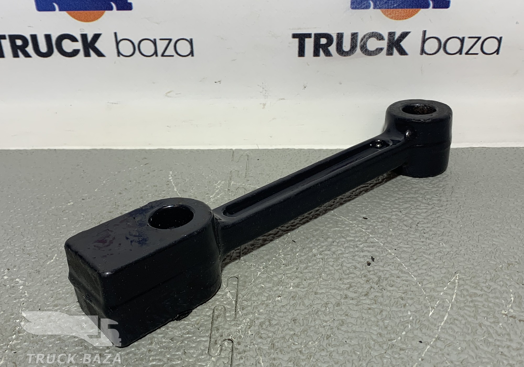 81418600155 Кронштейн АКБ