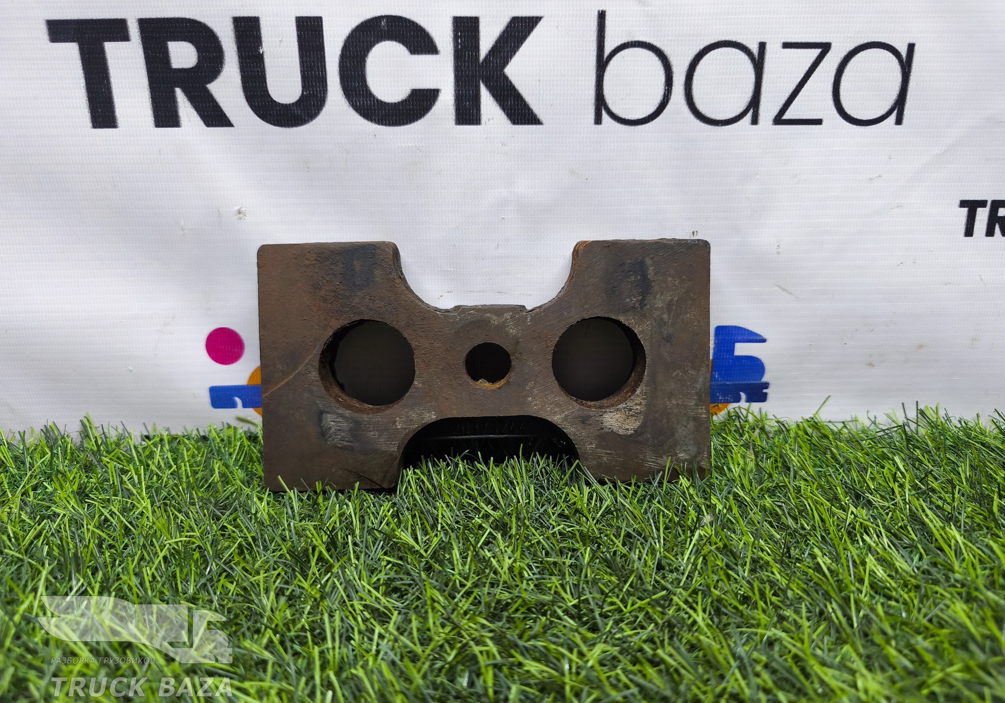 20375244 Проставка передней рессоры