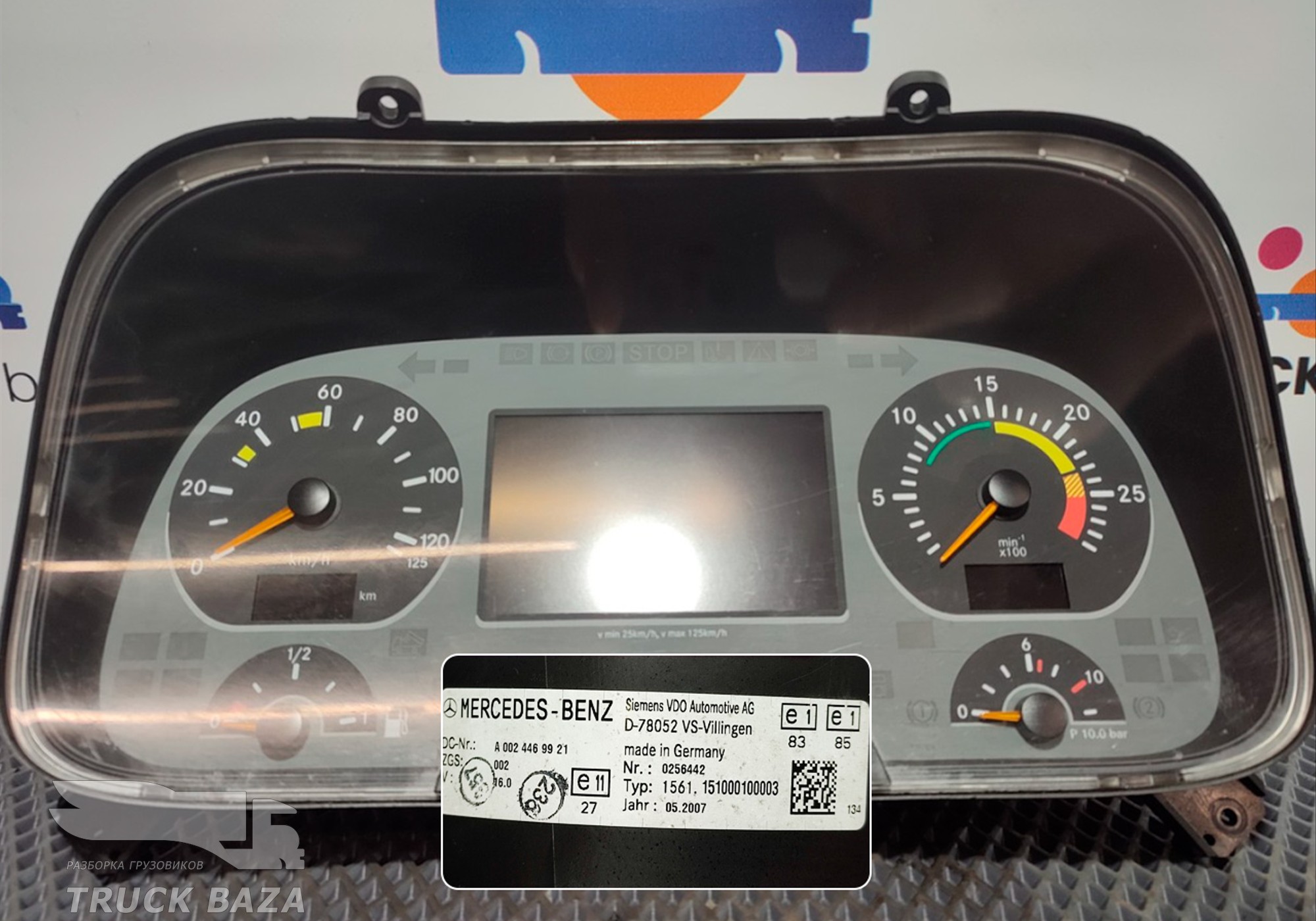 0024469921 Панель приборов