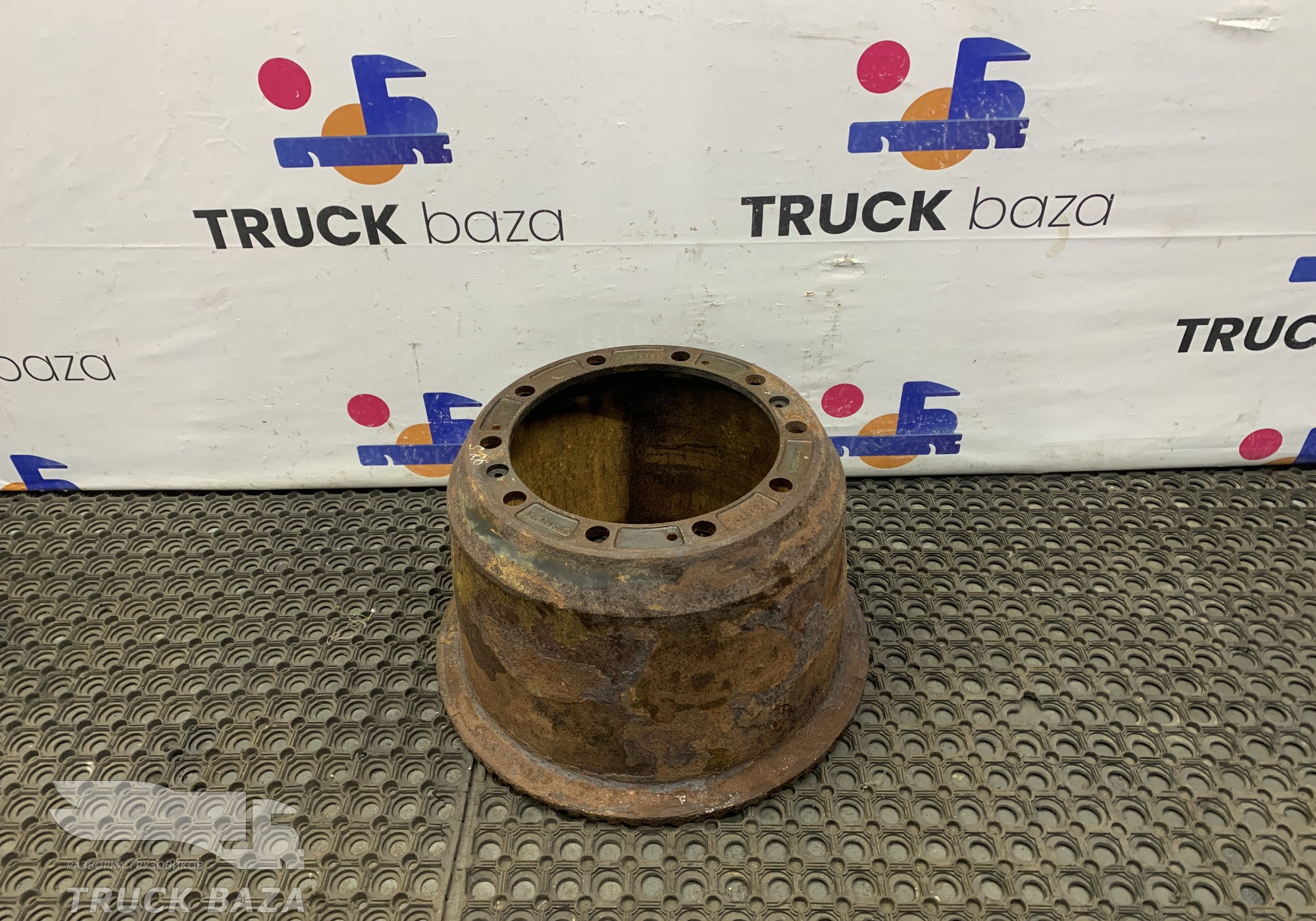 2378716 Барабан тормозной задний