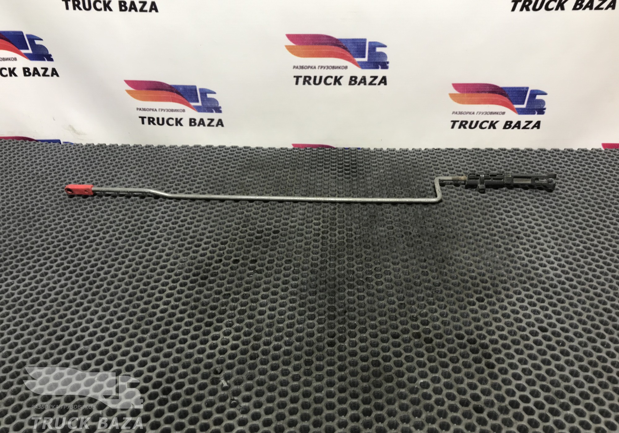 1062568 Тяга замка двери правая для Volvo FH 2 (с 2002 по 2008)