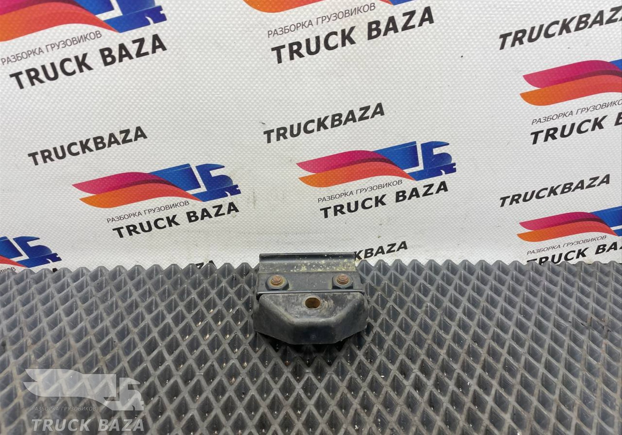 9607939314 Кронштейн спойлера для Mercedes-Benz Actros New Actros MP4 (с 2011)