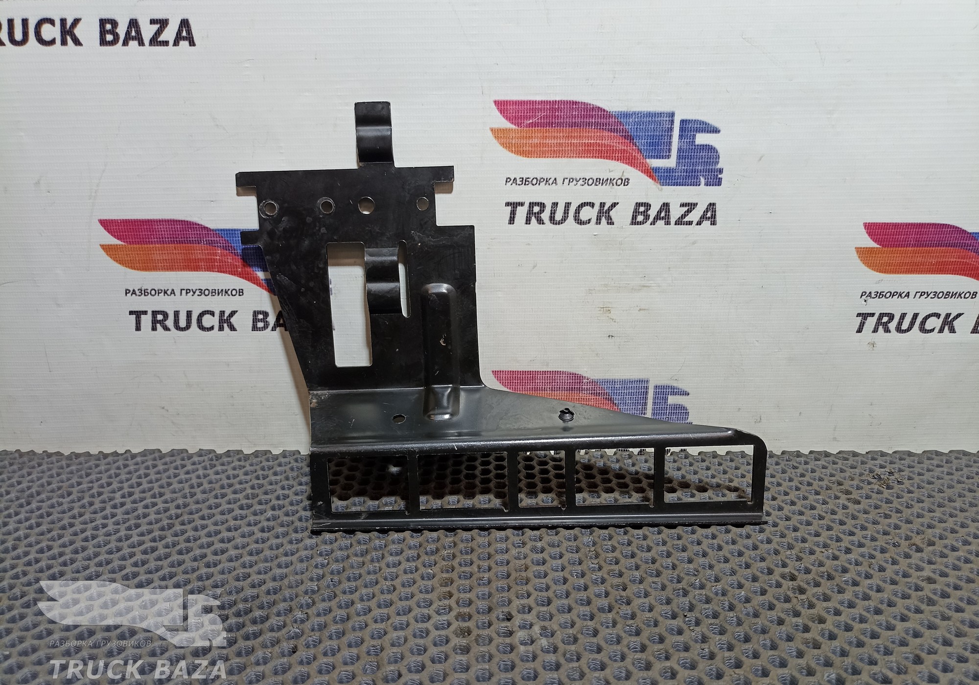 9495400240 Кронштейн проводки для Mercedes-Benz Axor II (с 2004 по 2010)