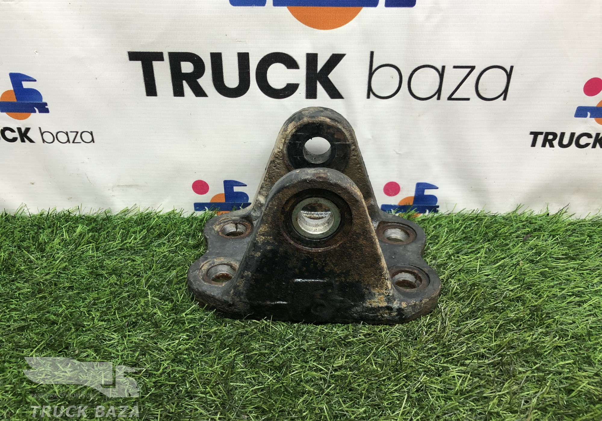 652052902444 Кронштейн рессоры передней для КАМАЗ 5490 (с 2013)