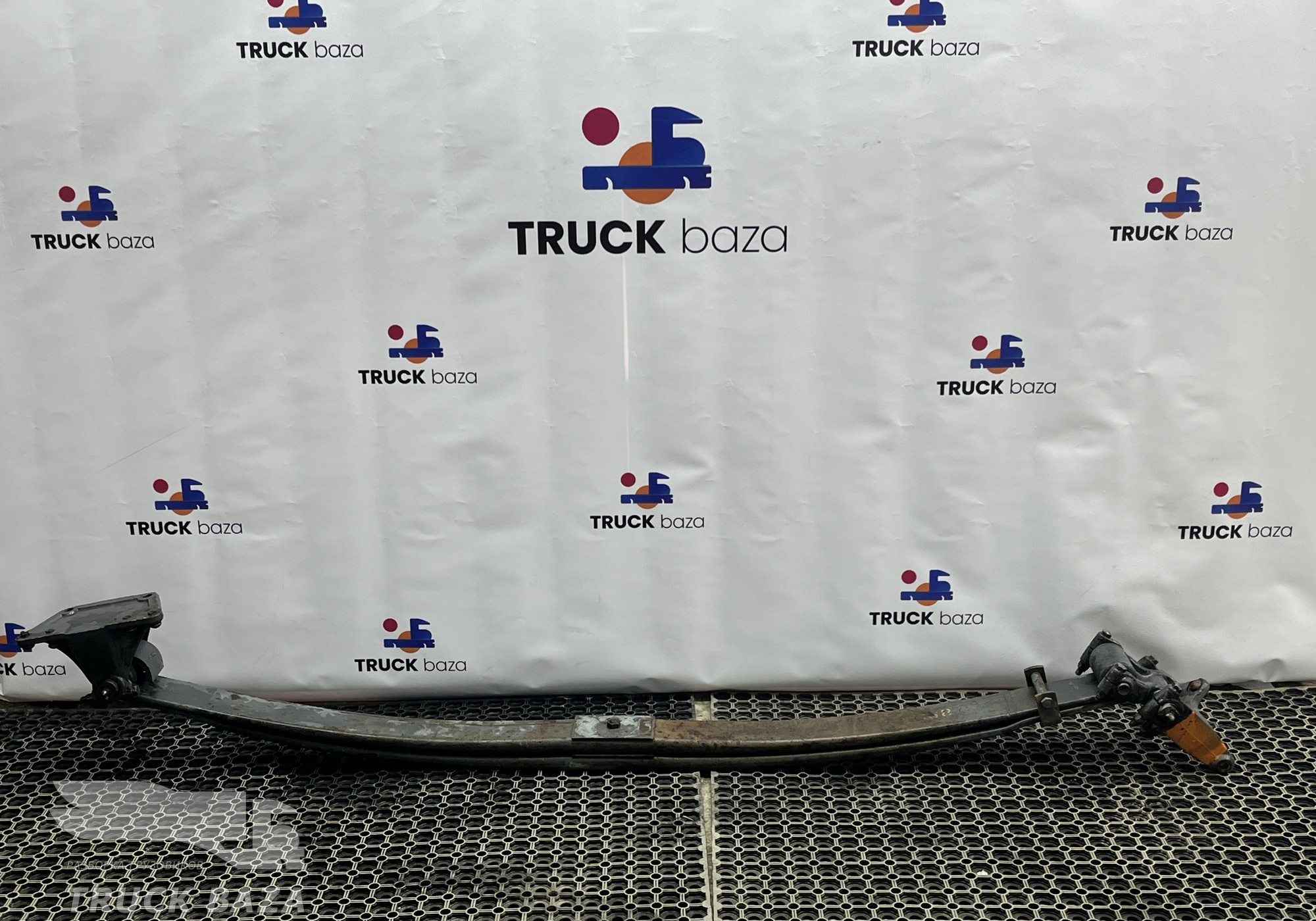 1377668 Рессора передняя 2-х листовая