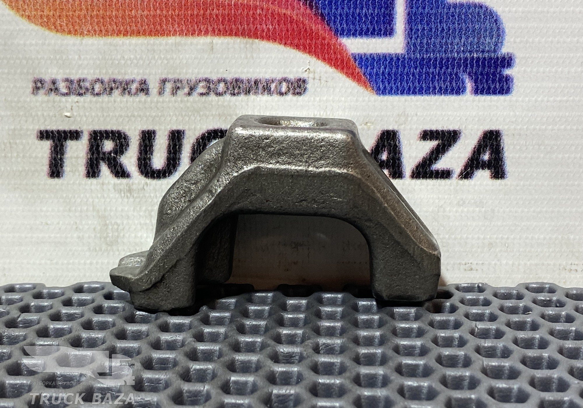 5410780535 Кронштейн форсунки топливной для Mercedes-Benz