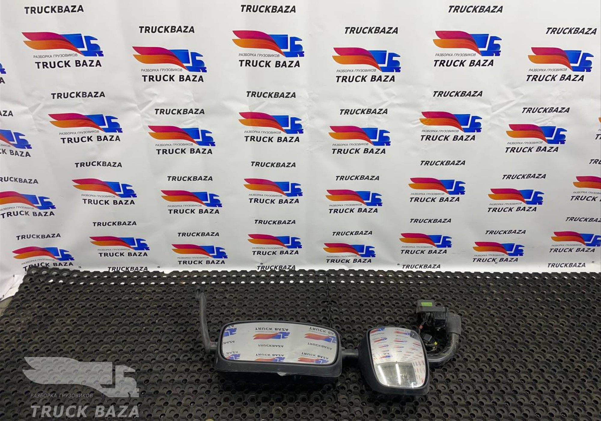 1920023 Зеркало заднего вида боковое левое для Daf XF105 (с 2005)