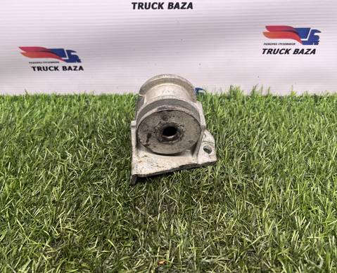 81062250006 Кронштейн радиатора правый для Man TGS I (с 2007)