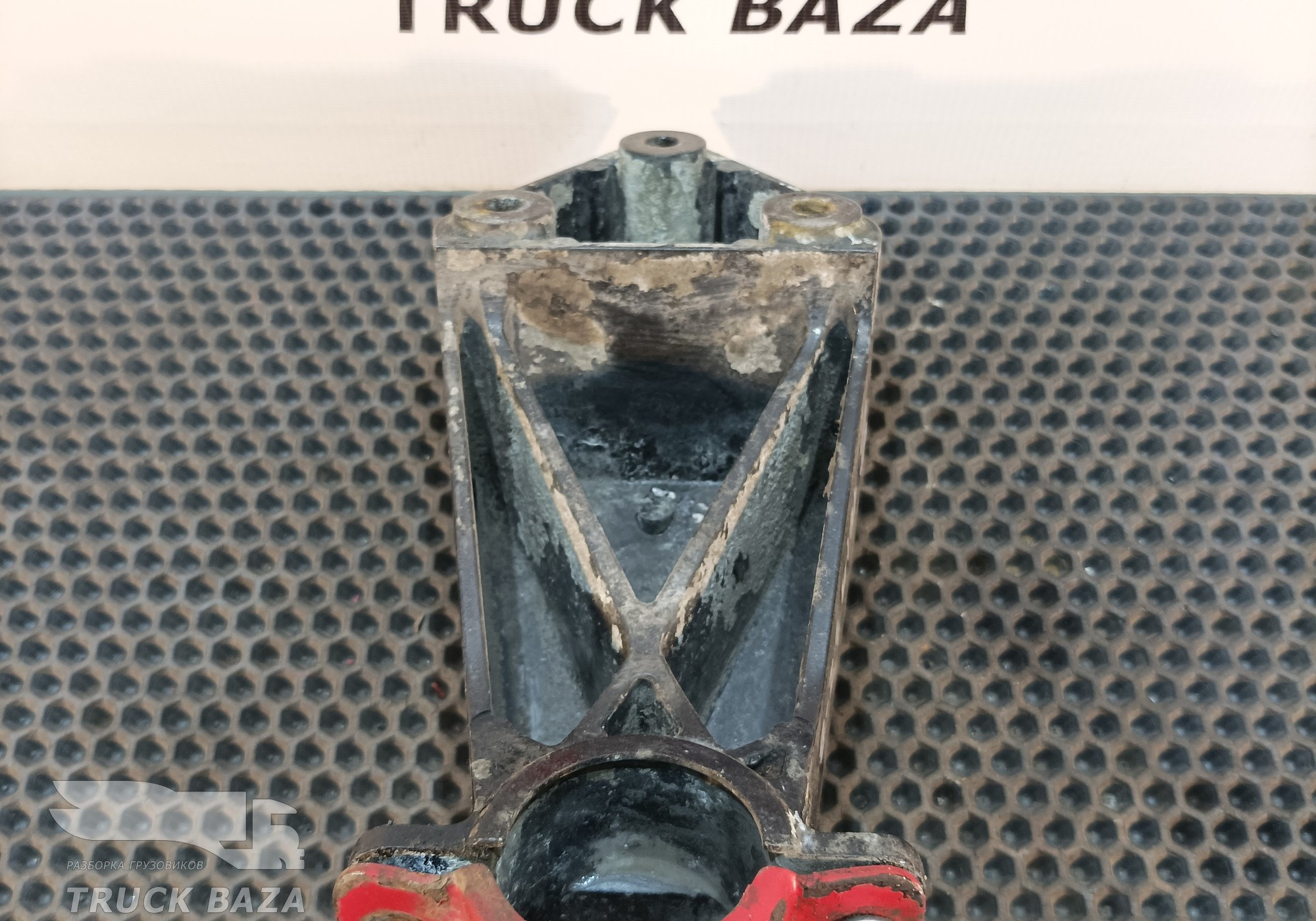 2050044 Кронштейн крыла заднего для Daf CF