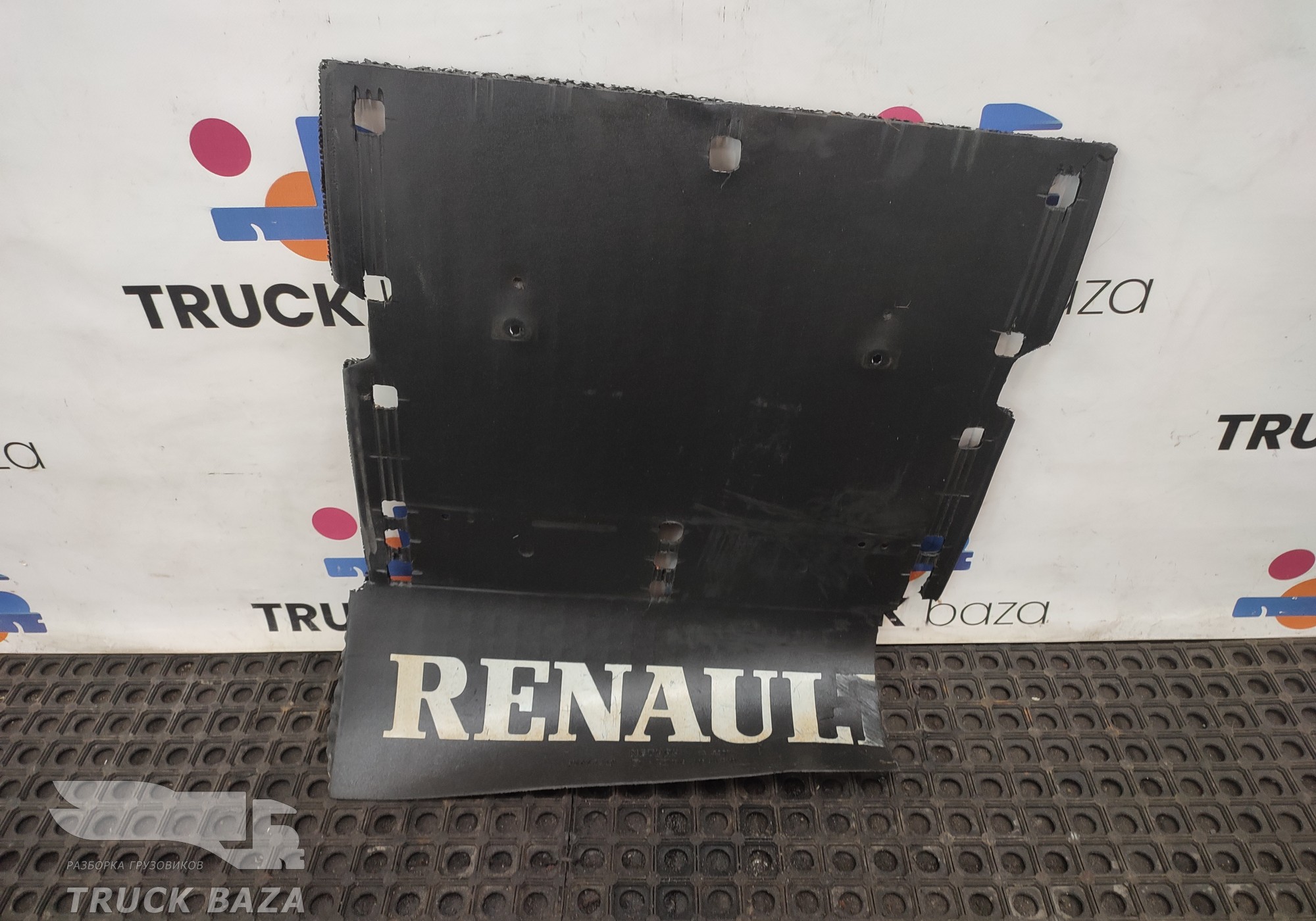 20771717 Брызговик крыла для Renault Premium II (с 2005 по 2013)