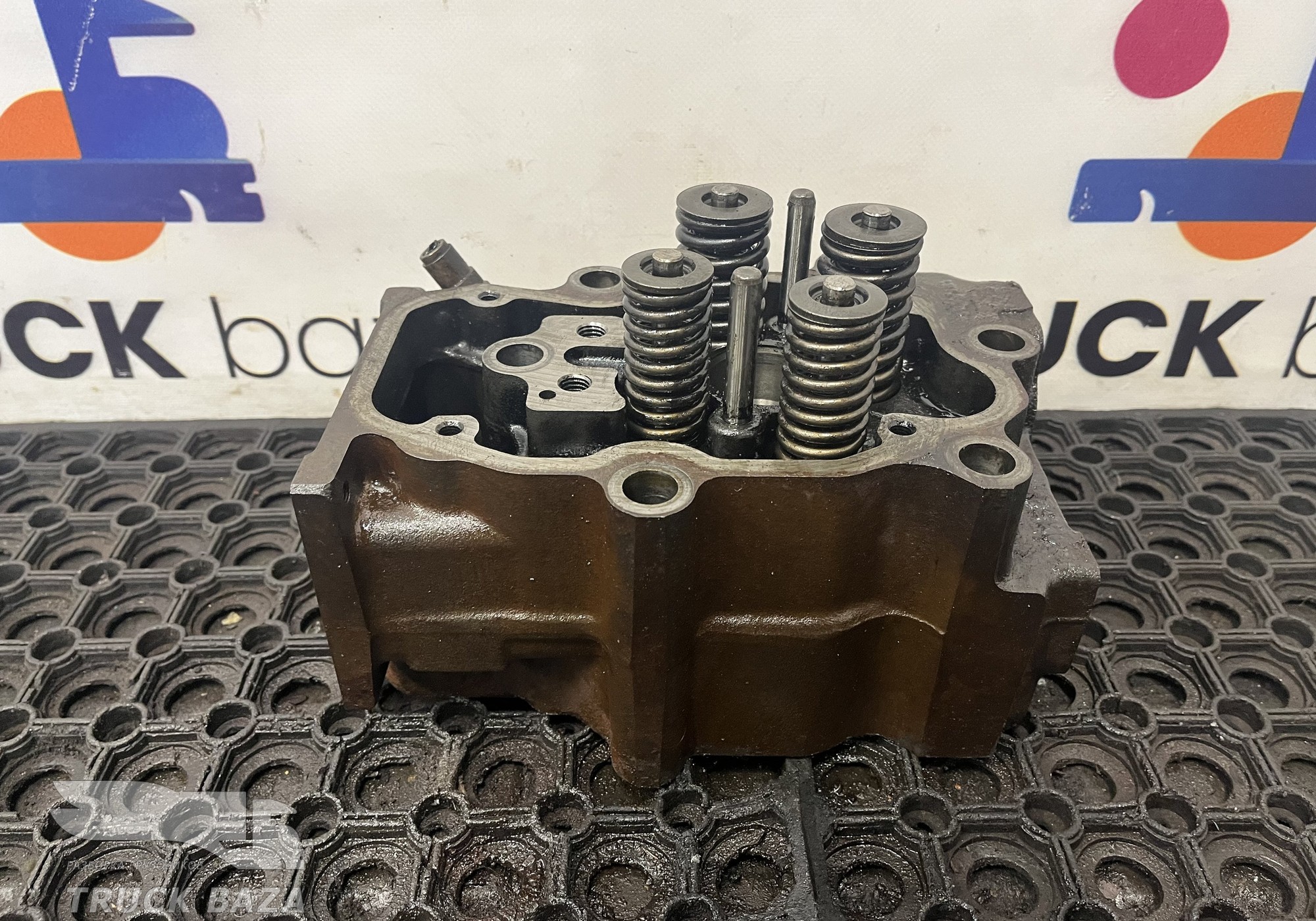 2183414 Головка блока цилиндров для Scania