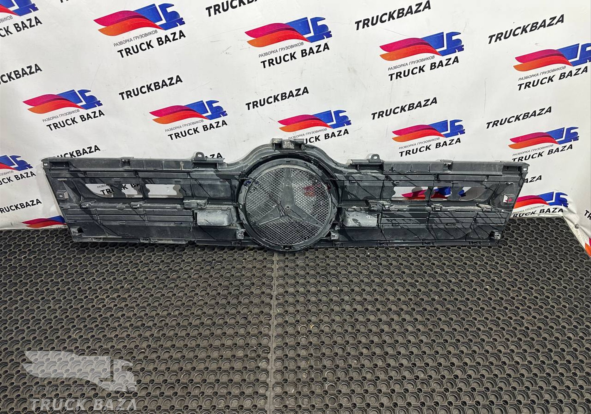 9607511018 Решетка радиатора для Mercedes-Benz Actros New Actros MP4 (с 2011)