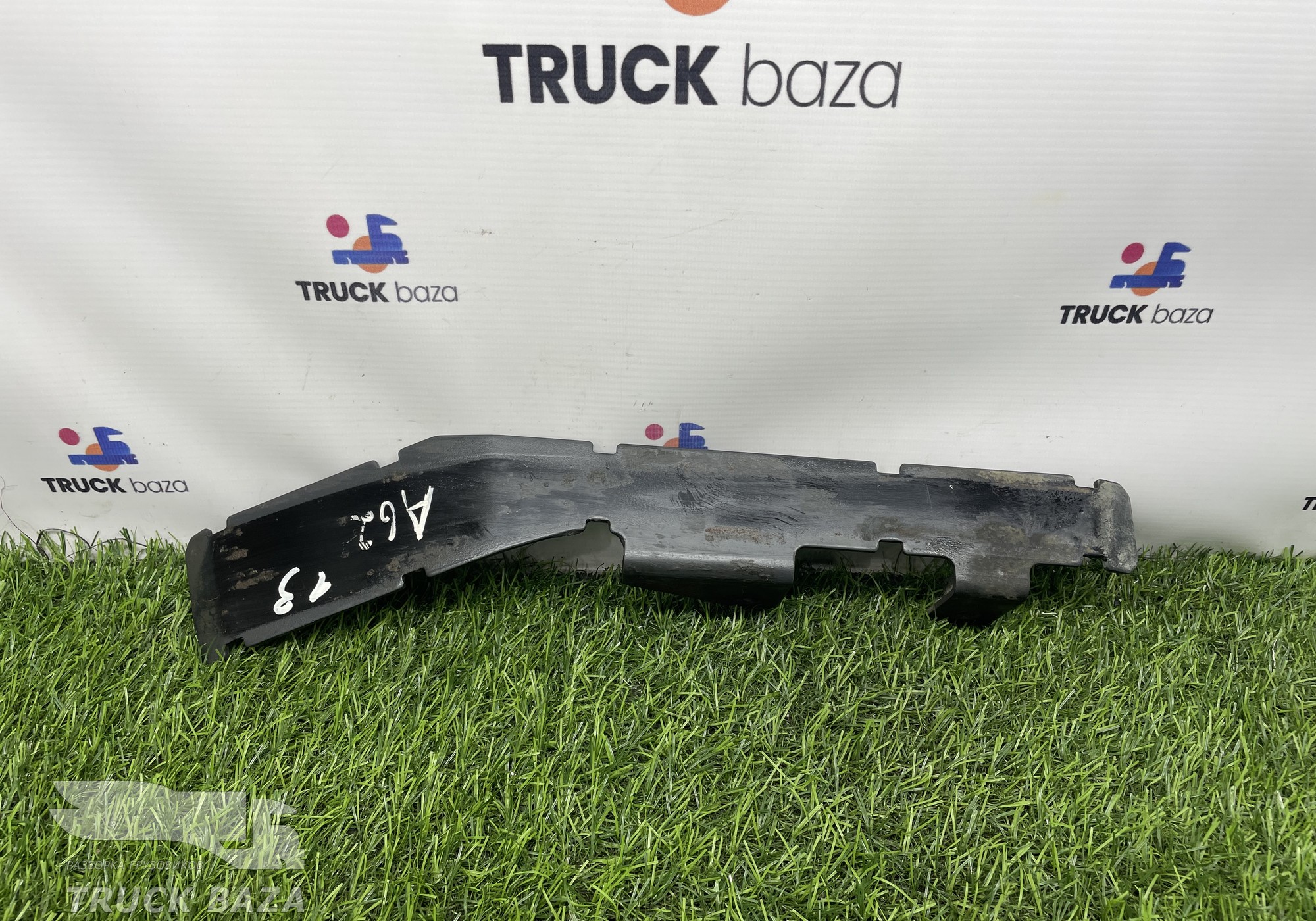 A9304301410 Кронштейн проводки для Mercedes-Benz Actros MP3 (с 2008)