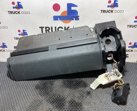 81639030317 Крышка вещевого ящика для Man TGS II (с 2012)