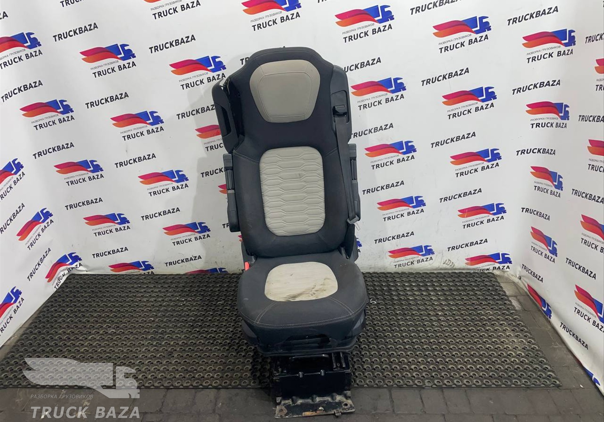 T315189 Сиденье водительское пневматическое для Ford F-MAX (с 2018)