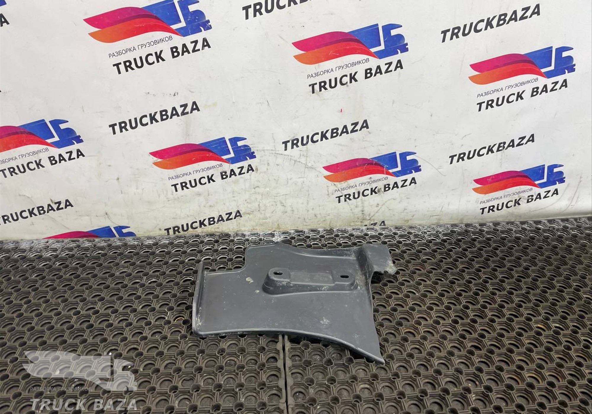 A9608815103 Локер колесной арки левый для Mercedes-Benz Actros New Actros MP4 (с 2011)