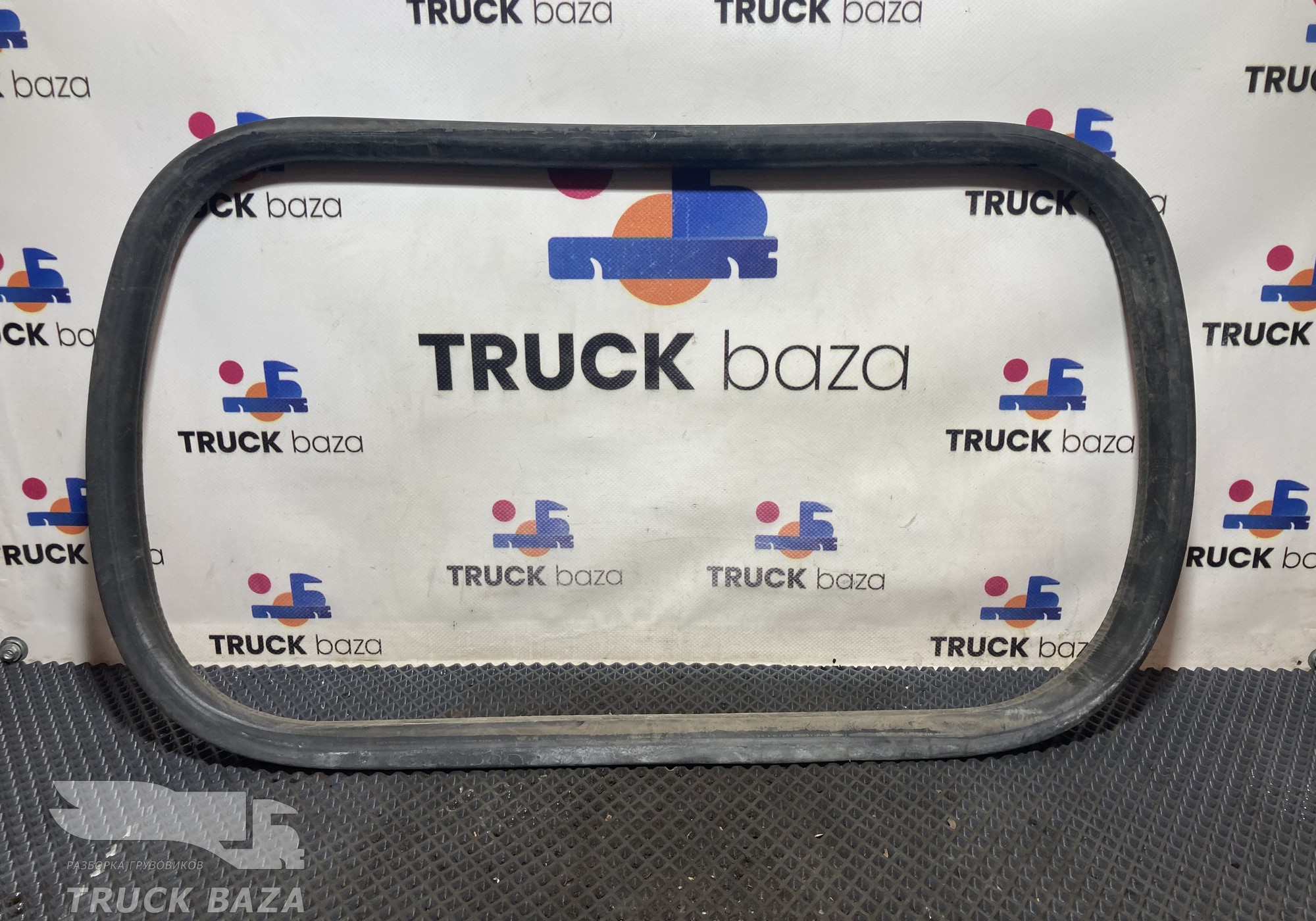 7484506661 Уплотнитель инструментального ящика для Renault T (с 2013)