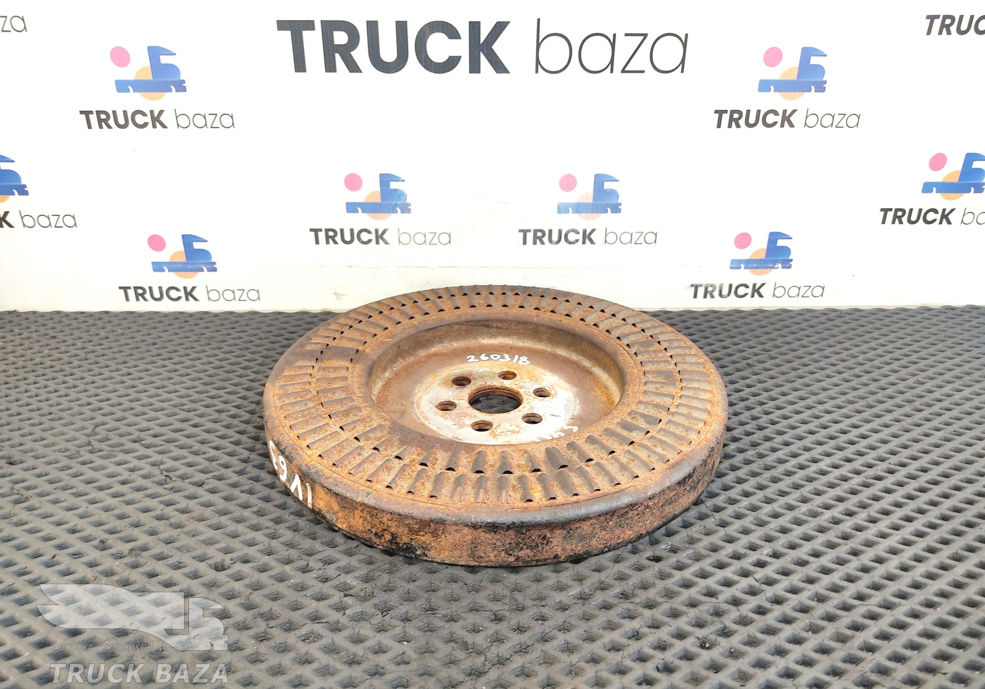 504171242 Демпфер коленвала для Iveco