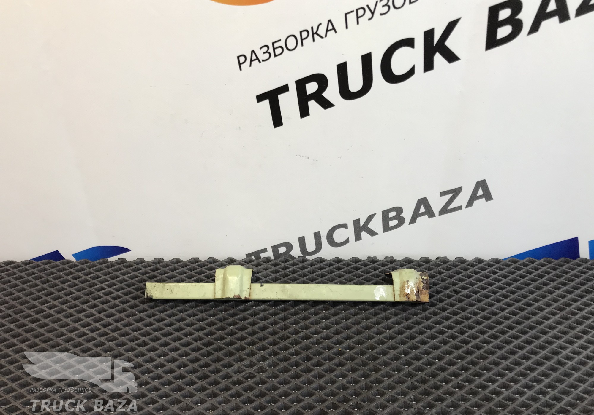 1571087 Направляющая двери для Volvo F F10 (с 1977 по 1994)