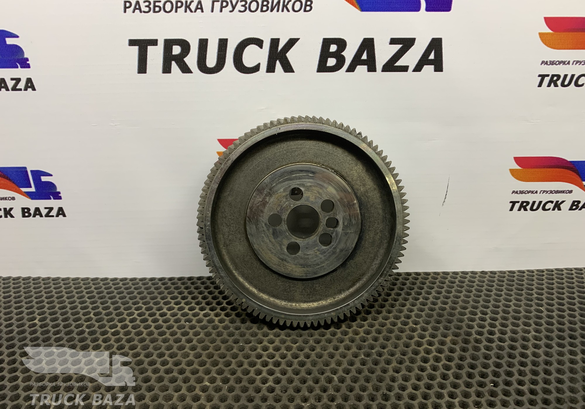 1823533 Шестерня распредвала для Scania 6-series
