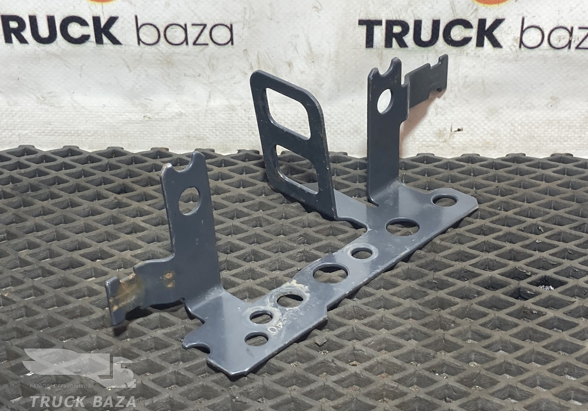 21220540 Кронштейн проводки для Renault T