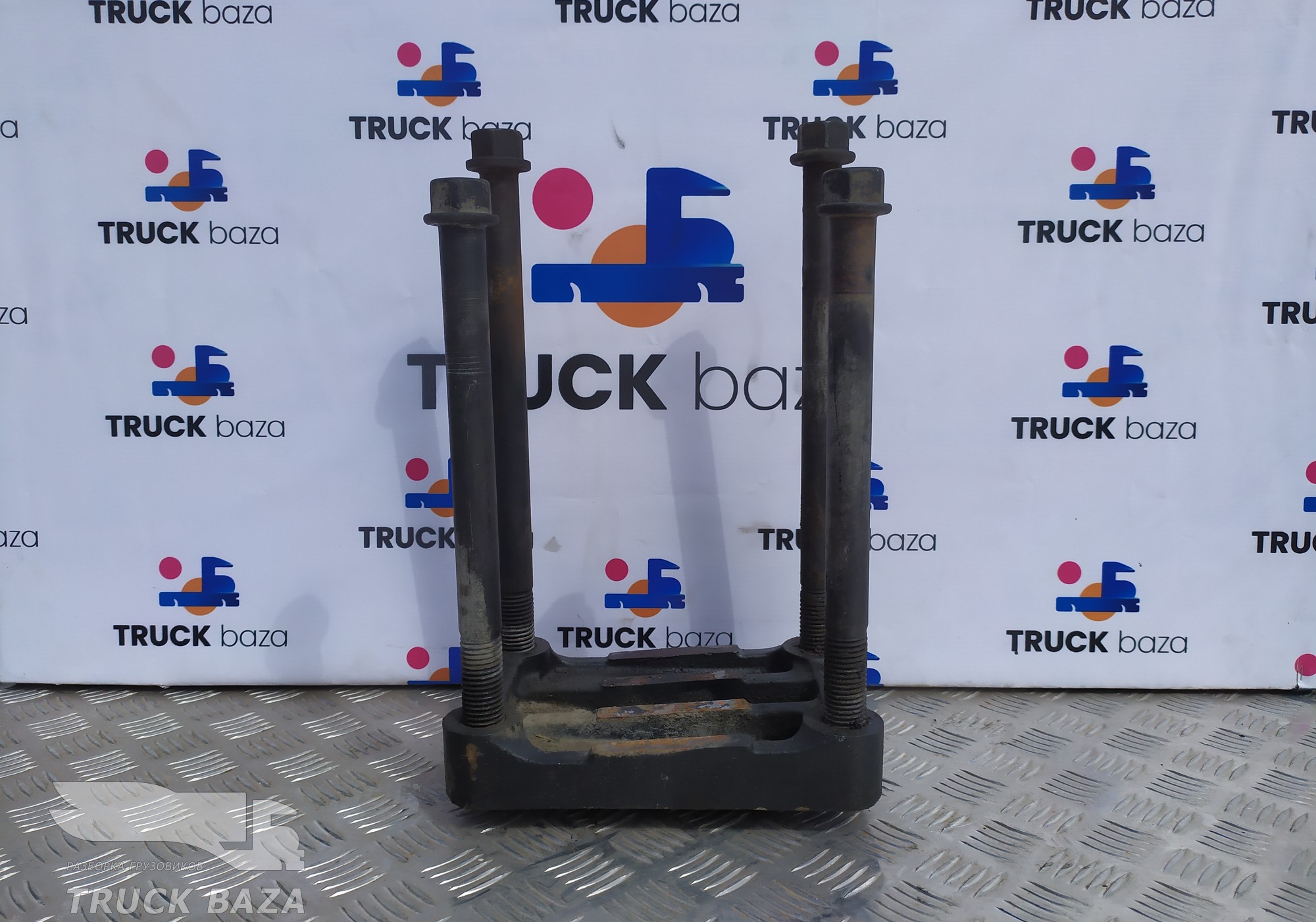 2935104H04AO Накладка заднего моста правая верхняя для DongFeng GX DFH4180
