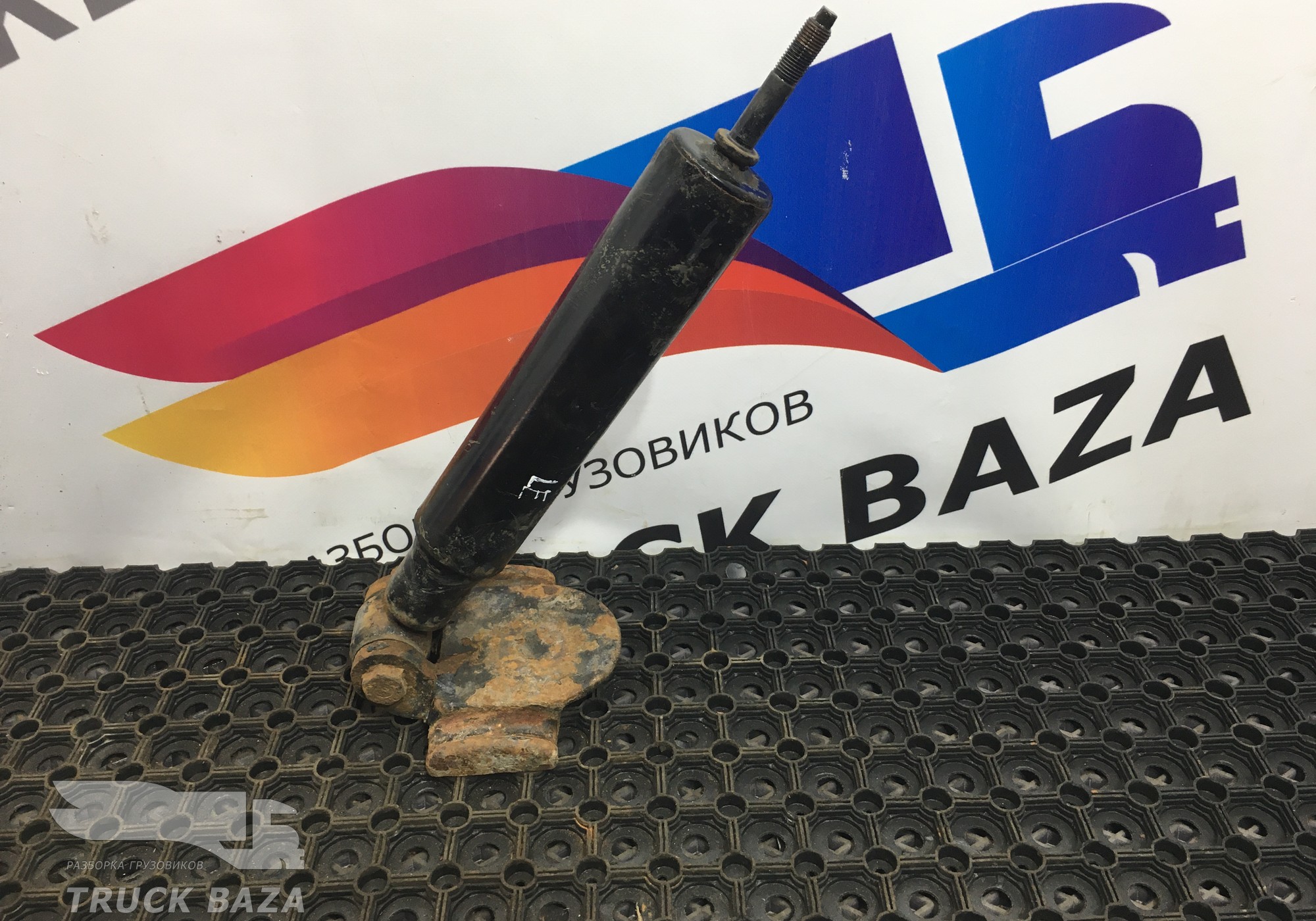 81437016793 Амортизатор передний для Man F90