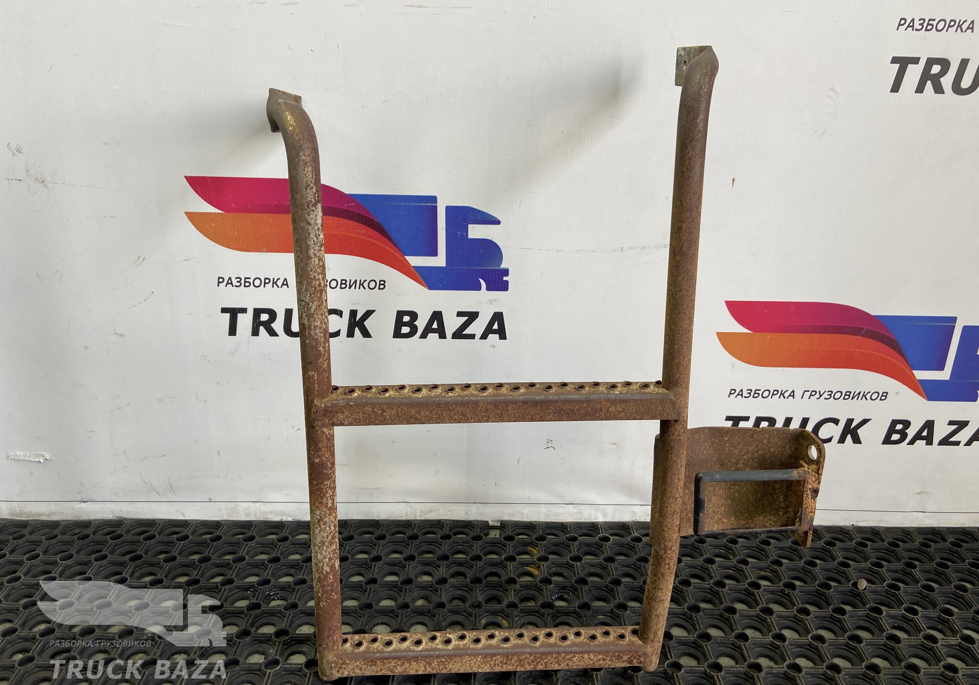 A9415204533 Подножка за кабиной для Mercedes-Benz Axor
