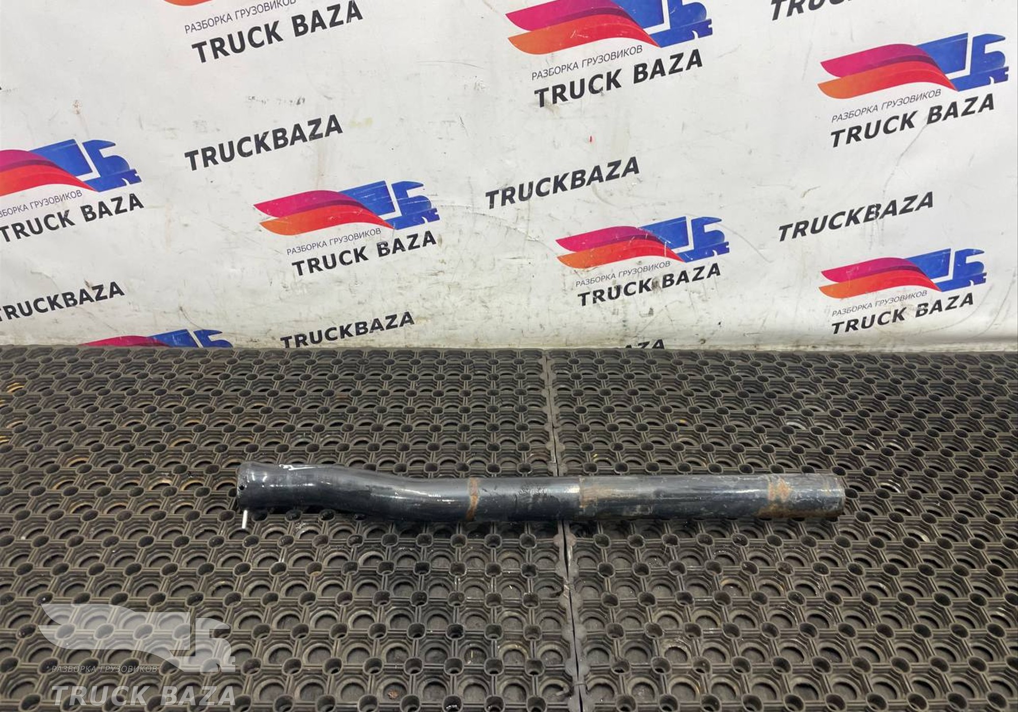 81664206251 Кронштейн заднего крыла задний правый для Man TGX TG3 (с 2020)