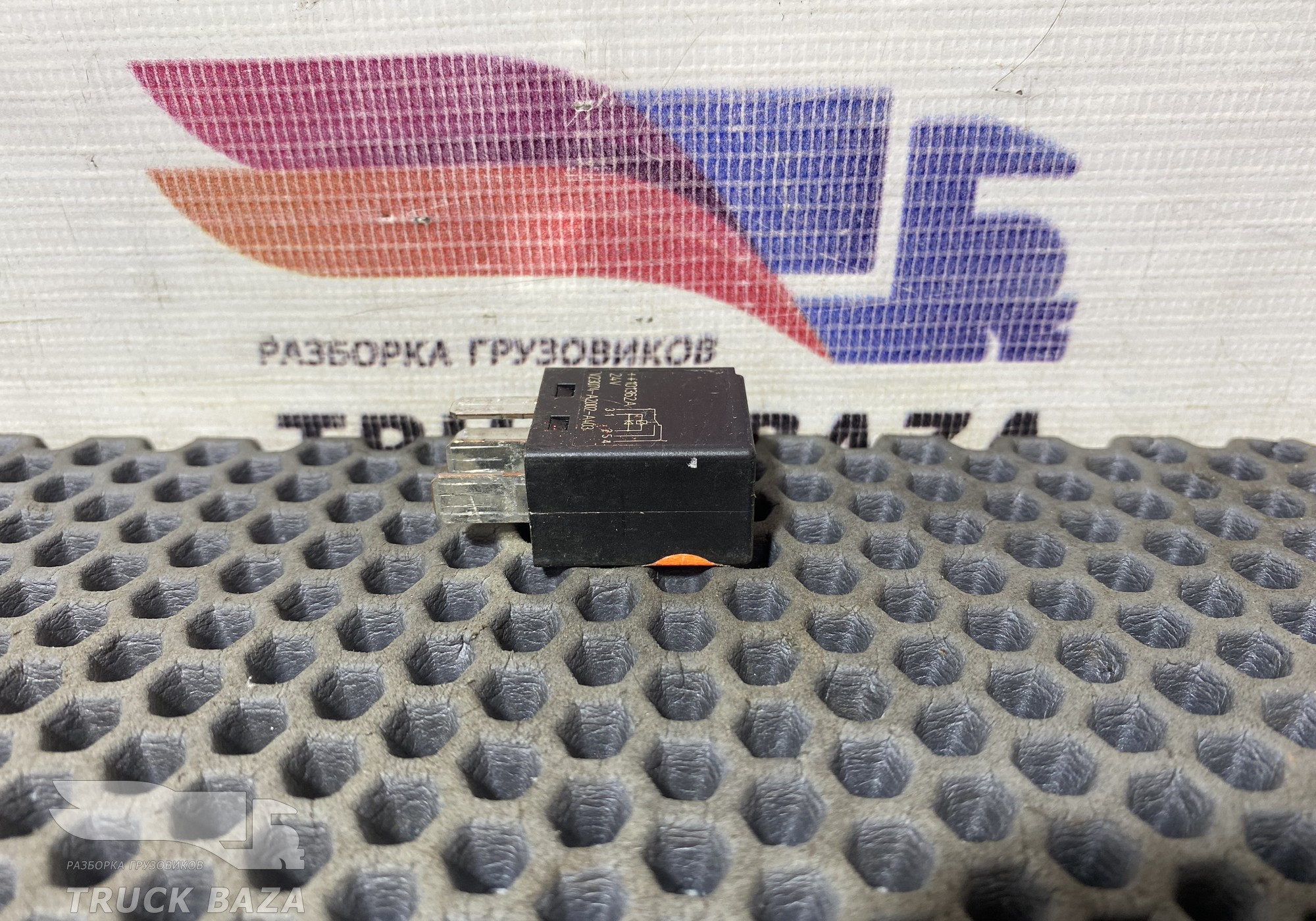 1670141 Реле 24V для Mercedes-Benz Atego III (с 2010)