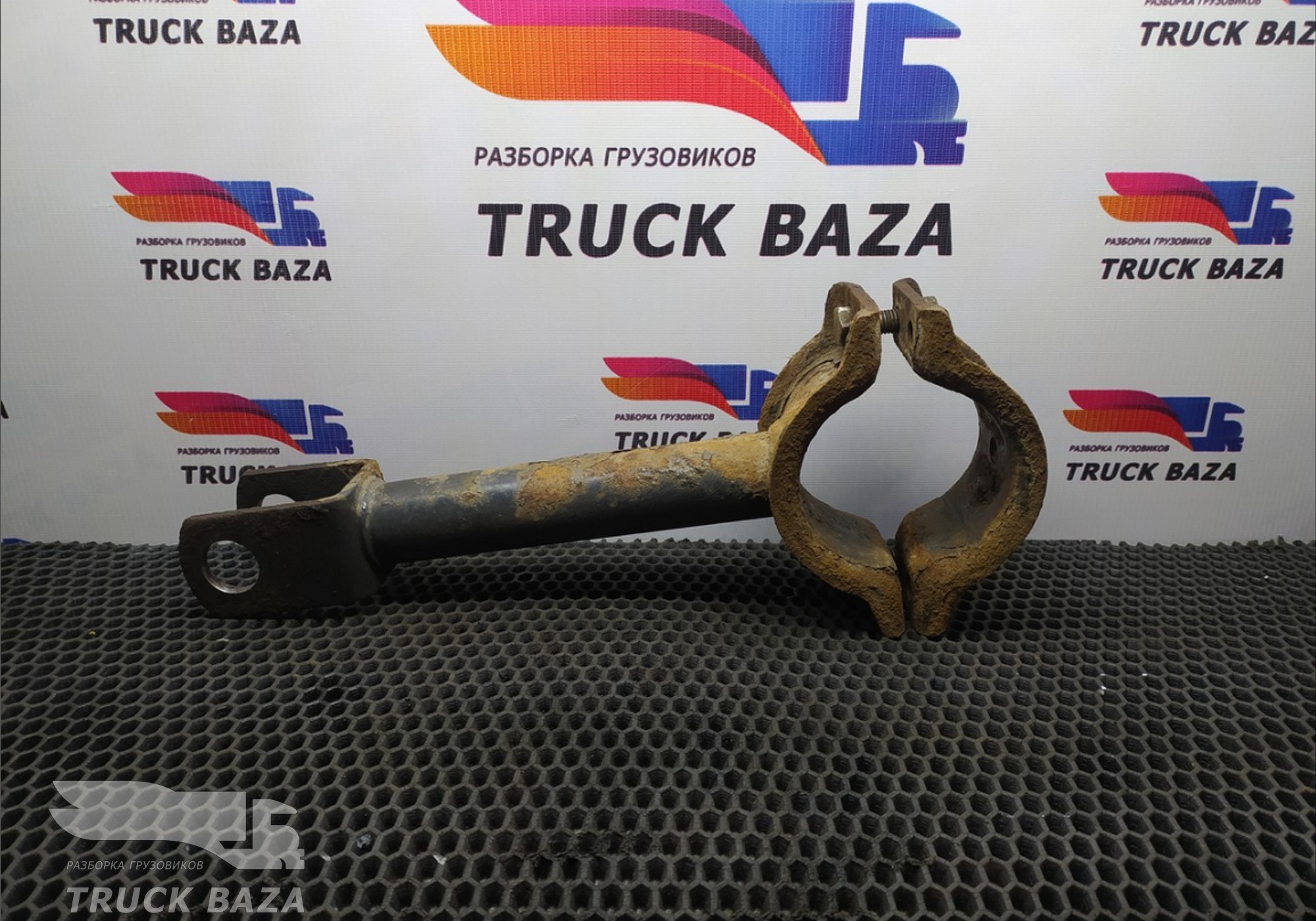 8132787 Стойка заднего стабилизатора для Iveco