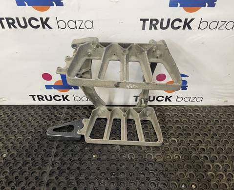 81615110026 Кронштейн корпуса подножки правый для Man TGX TG3 (с 2020)